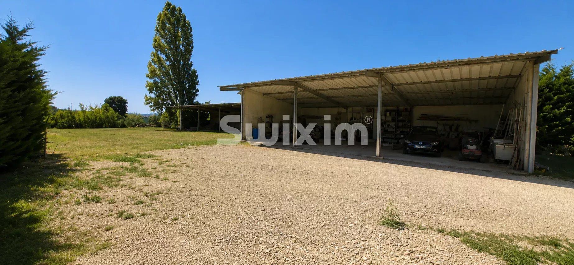 villa 8 Rooms for sale on Valréas (84600)