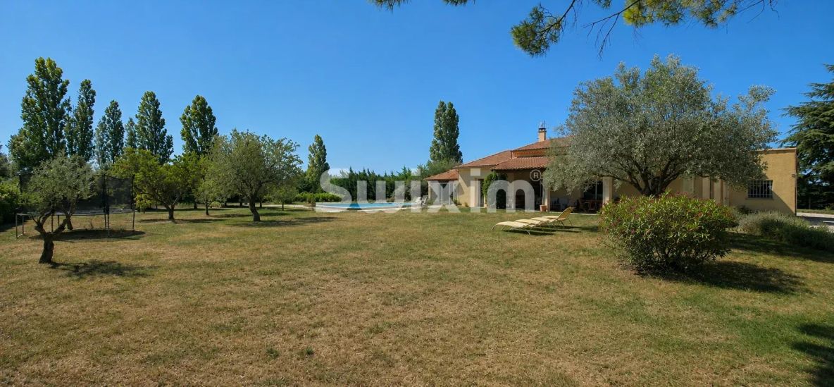 Sale Villa Valréas 8&nbsp;Rooms 200&nbsp;m²
