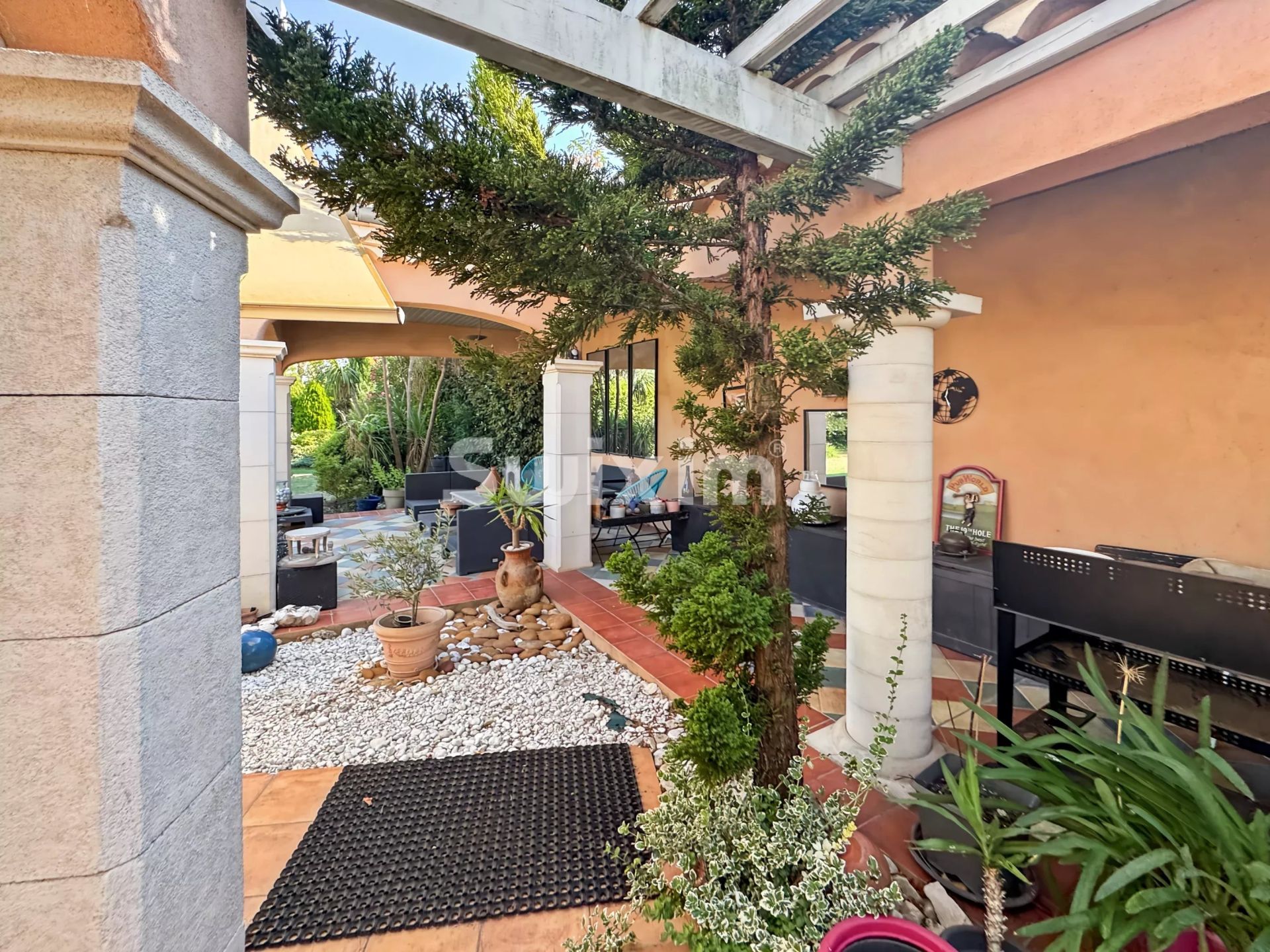 casa 8 Camere in vendita su Montboucher-sur-Jabron (26740)