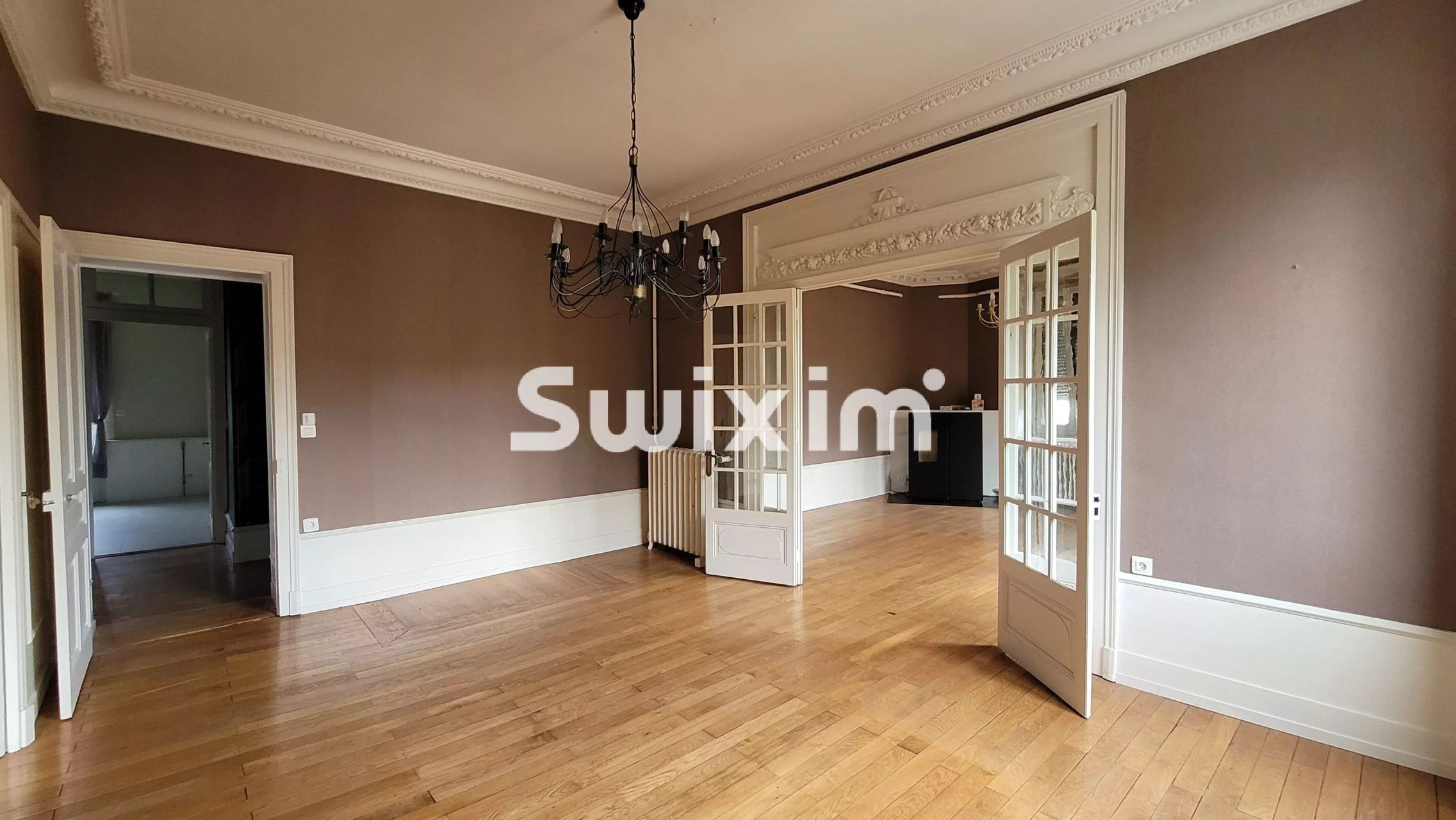 appartamento 5 Camere in vendita su Lons-le-Saunier (39000)