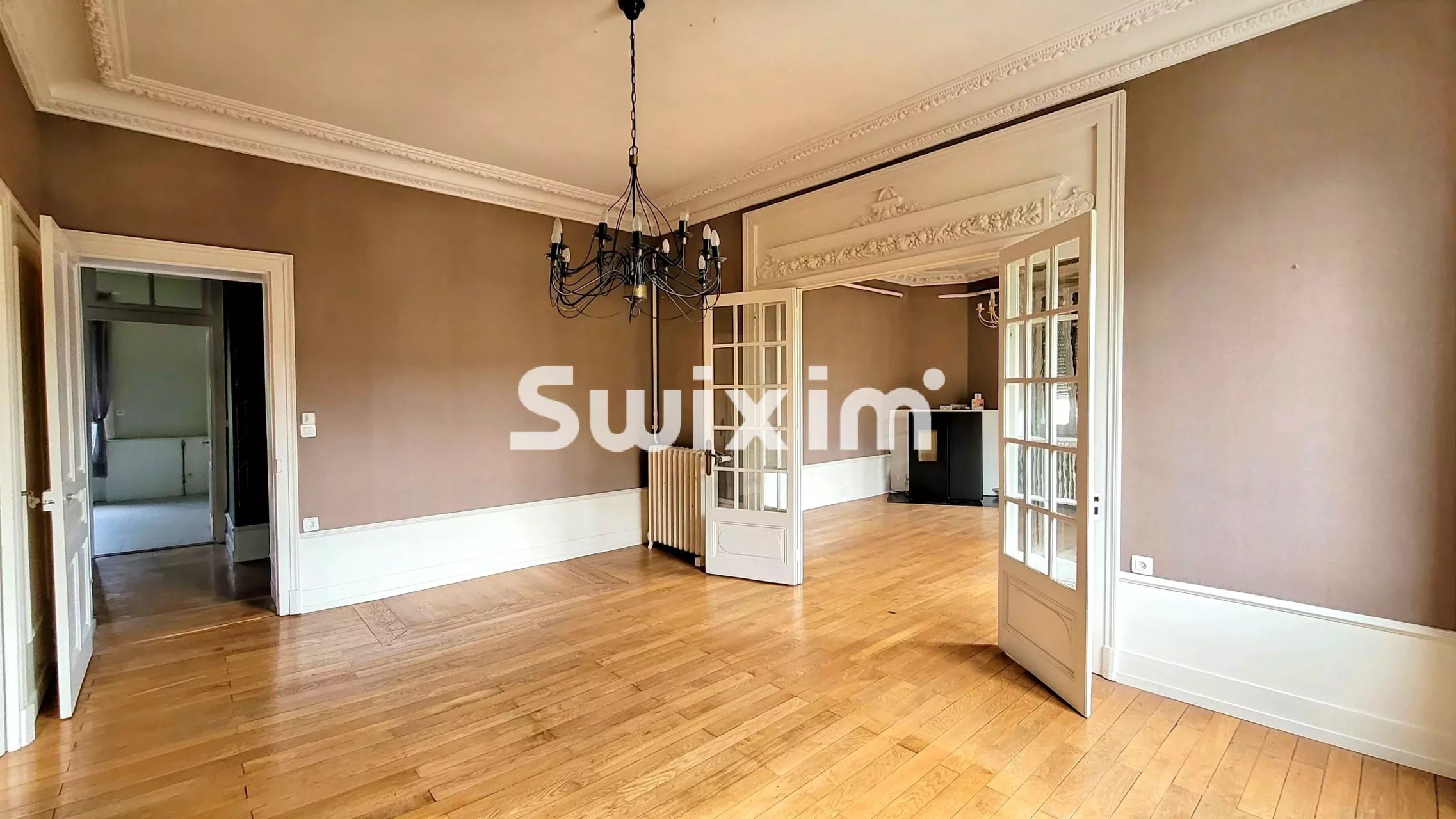 Appartement 5 pièces 136 m² · à Lons-le-Saunier · 136 m² · 229 000 €