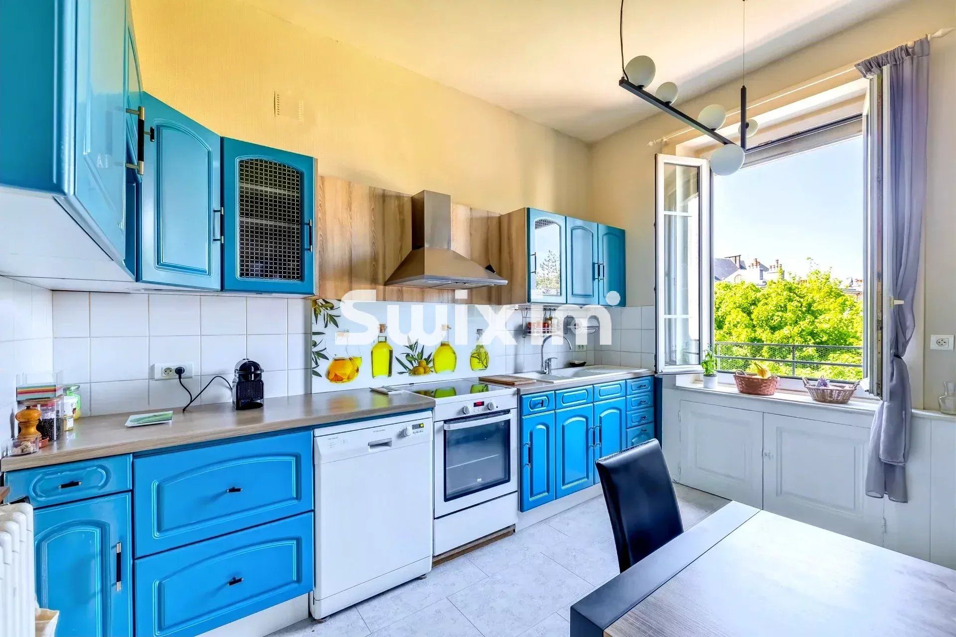 appartement 5 Zimmer zum verkauf auf Lons-le-Saunier (39000)
