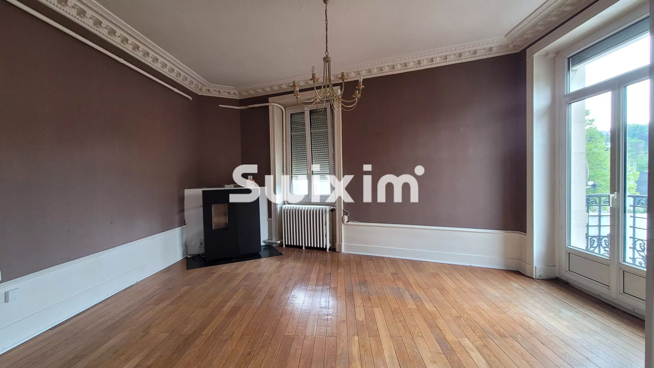 appartamento 5 Camere in vendita su Lons-le-Saunier (39000)