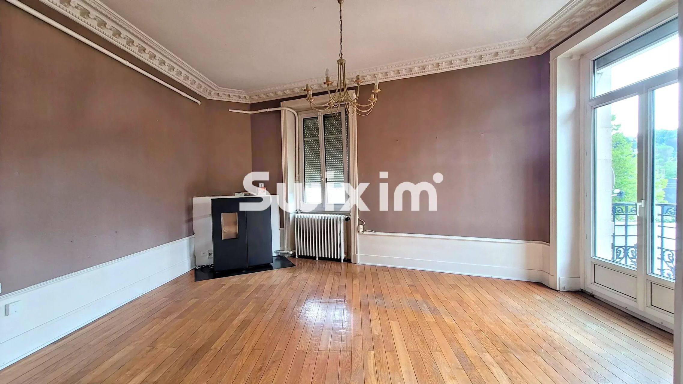 appartement 5 Zimmer zum verkauf auf Lons-le-Saunier (39000)