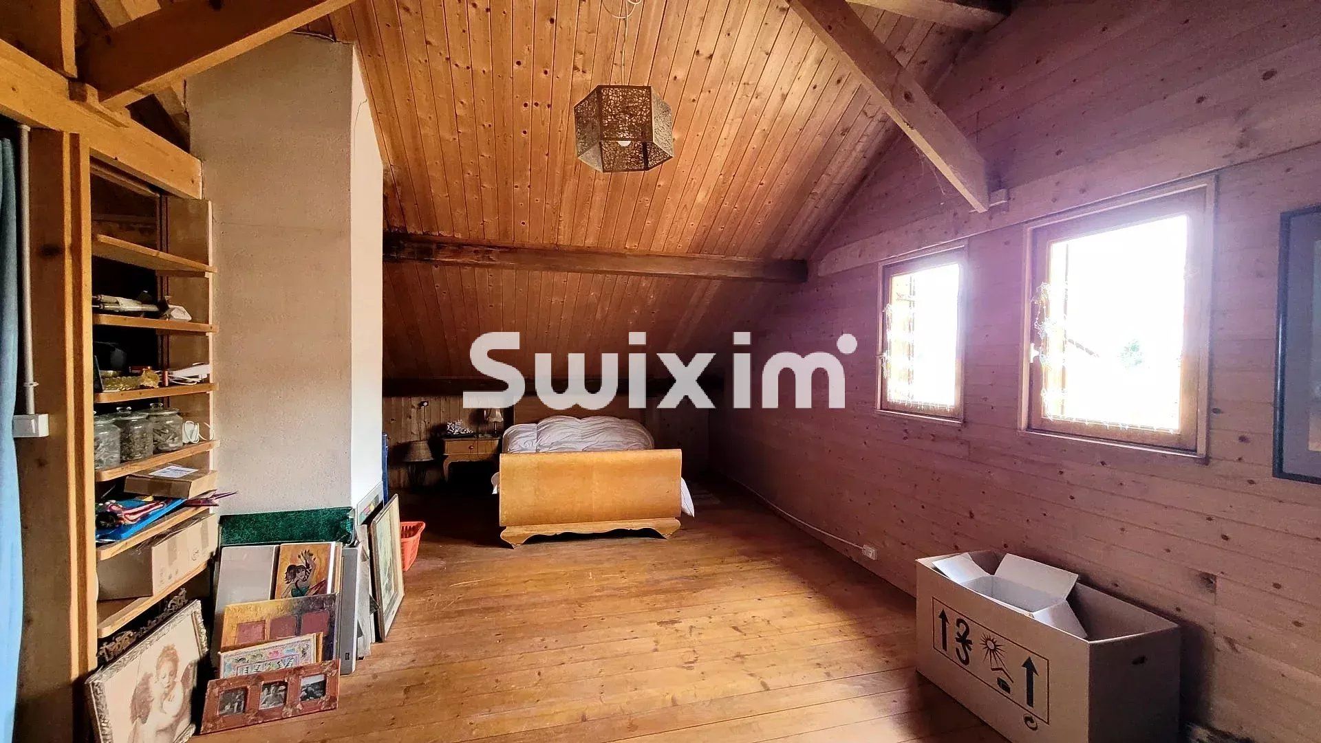 casa 10 Camere in vendita su Perrigny (39570)