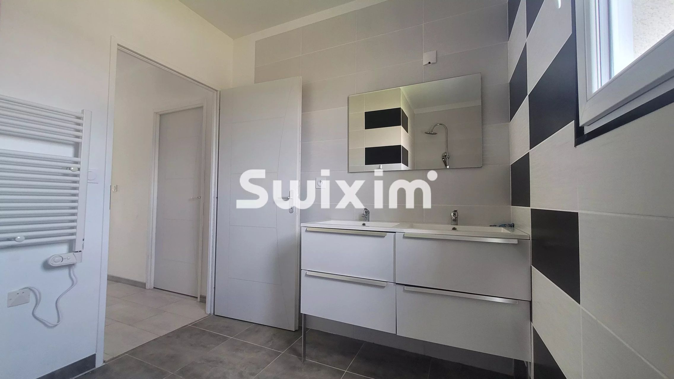 casa 6 Salas en venta en Lons-le-Saunier (39000)