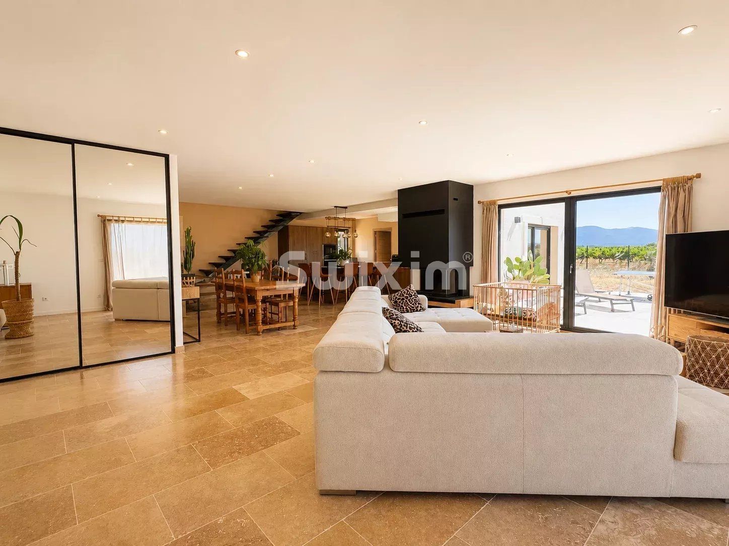 casa 6 Salas en venta en Grignan (26230)