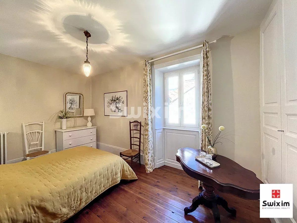 casa 12 Salas en venta en Burzet (07450)