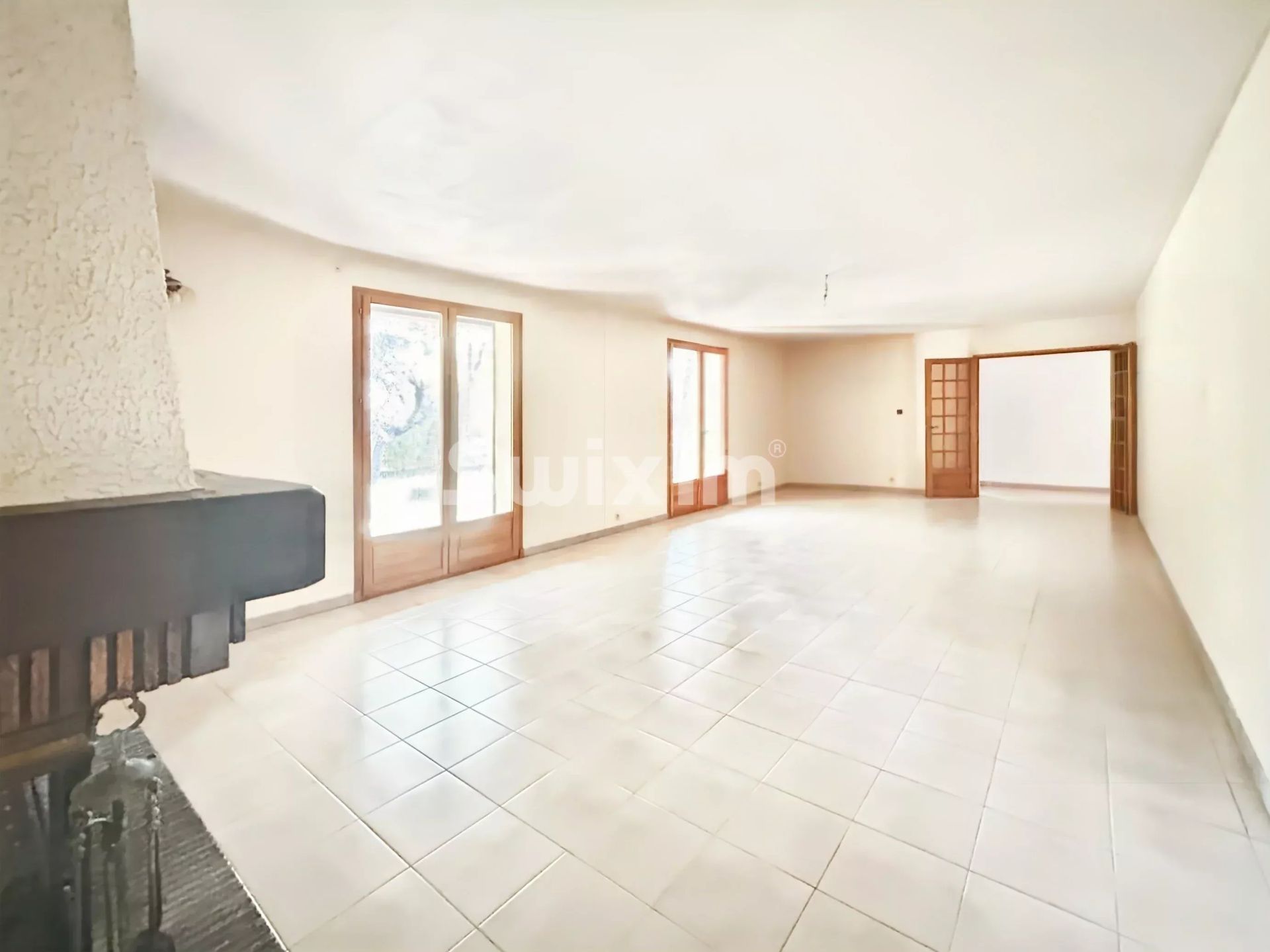 casa 5 Salas en venta en Donzère (26290)