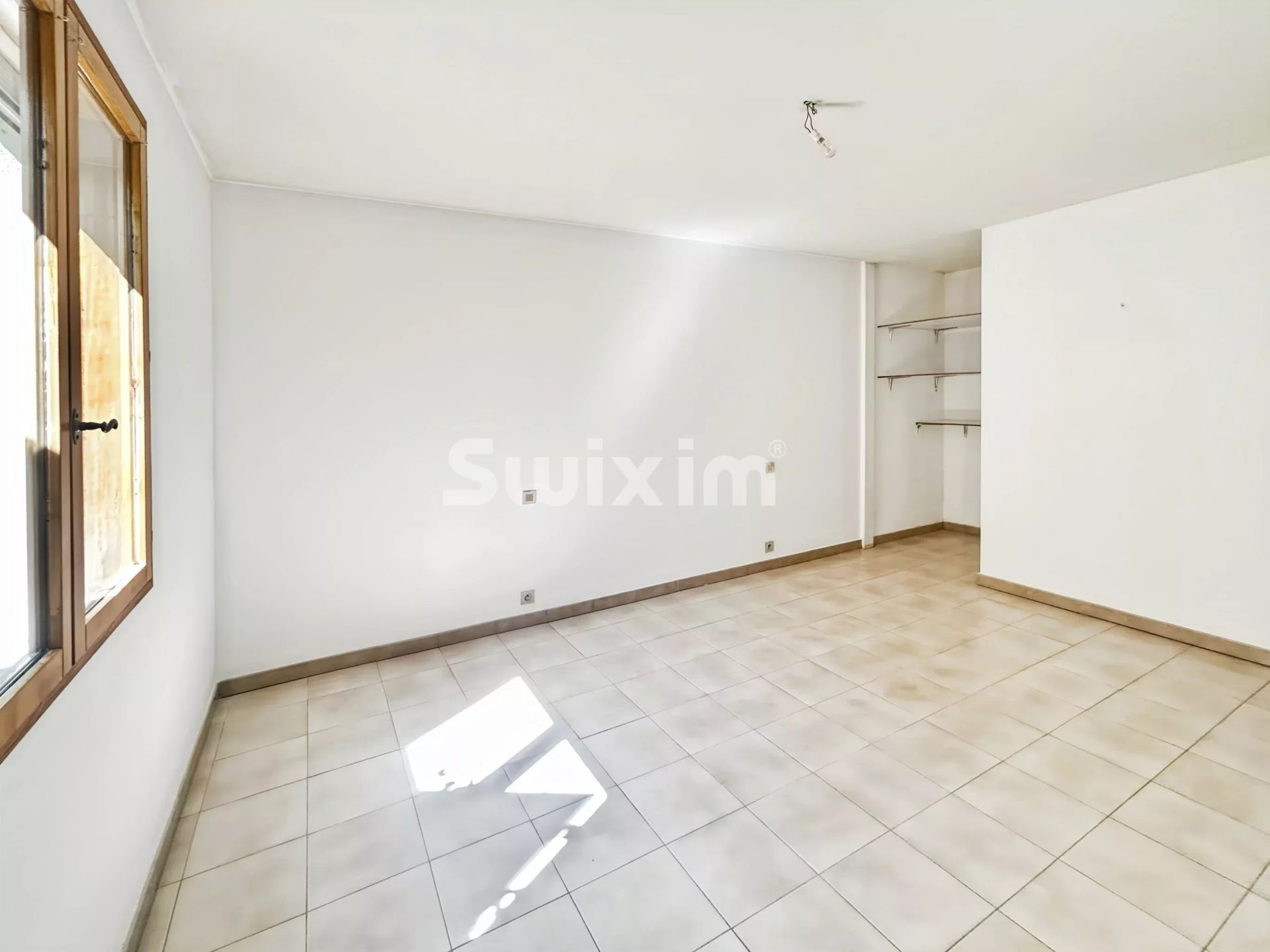 casa 5 Salas en venta en Donzère (26290)