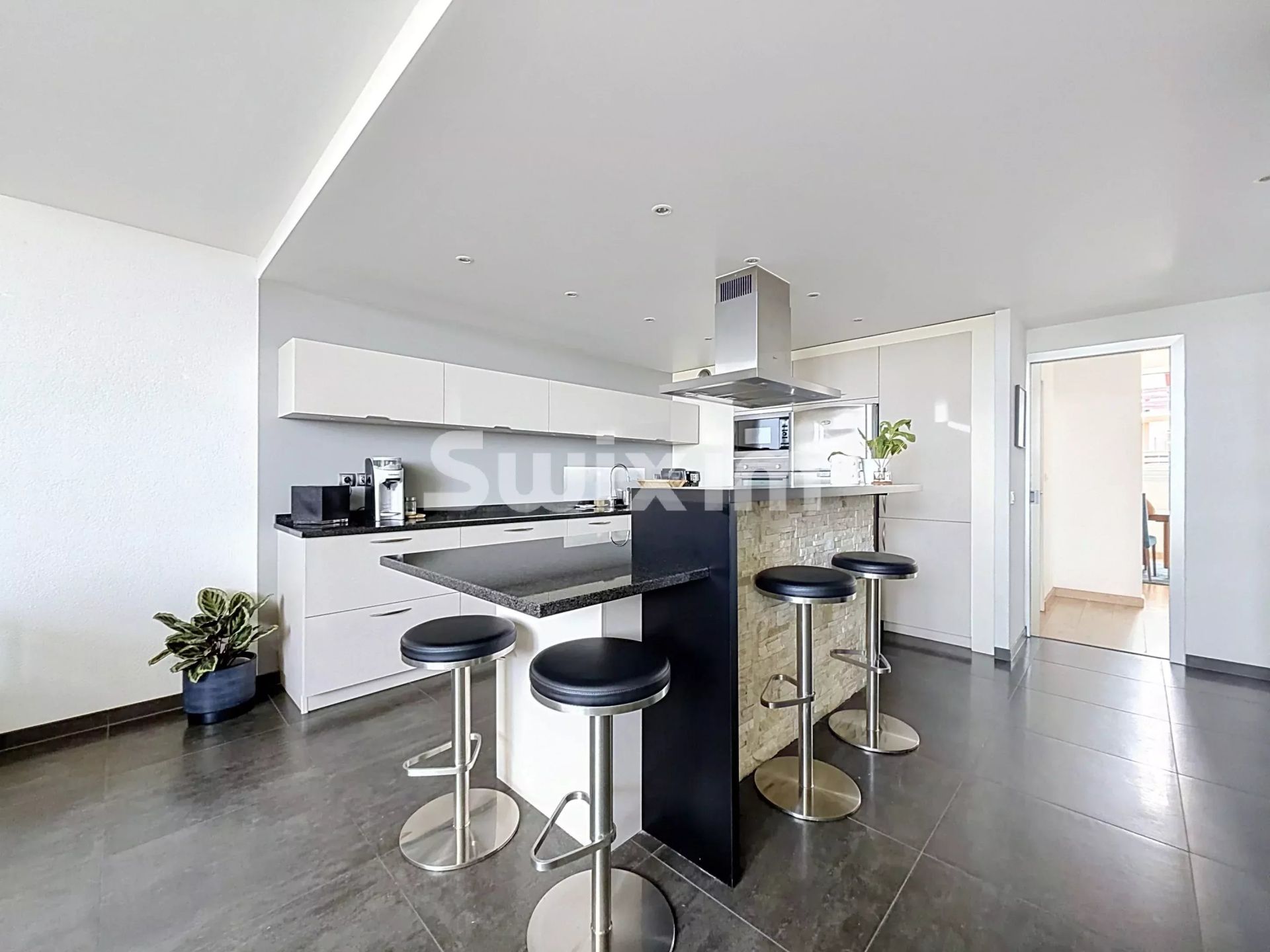 appartamento 7 Camere in vendita su Thoiry (01710)