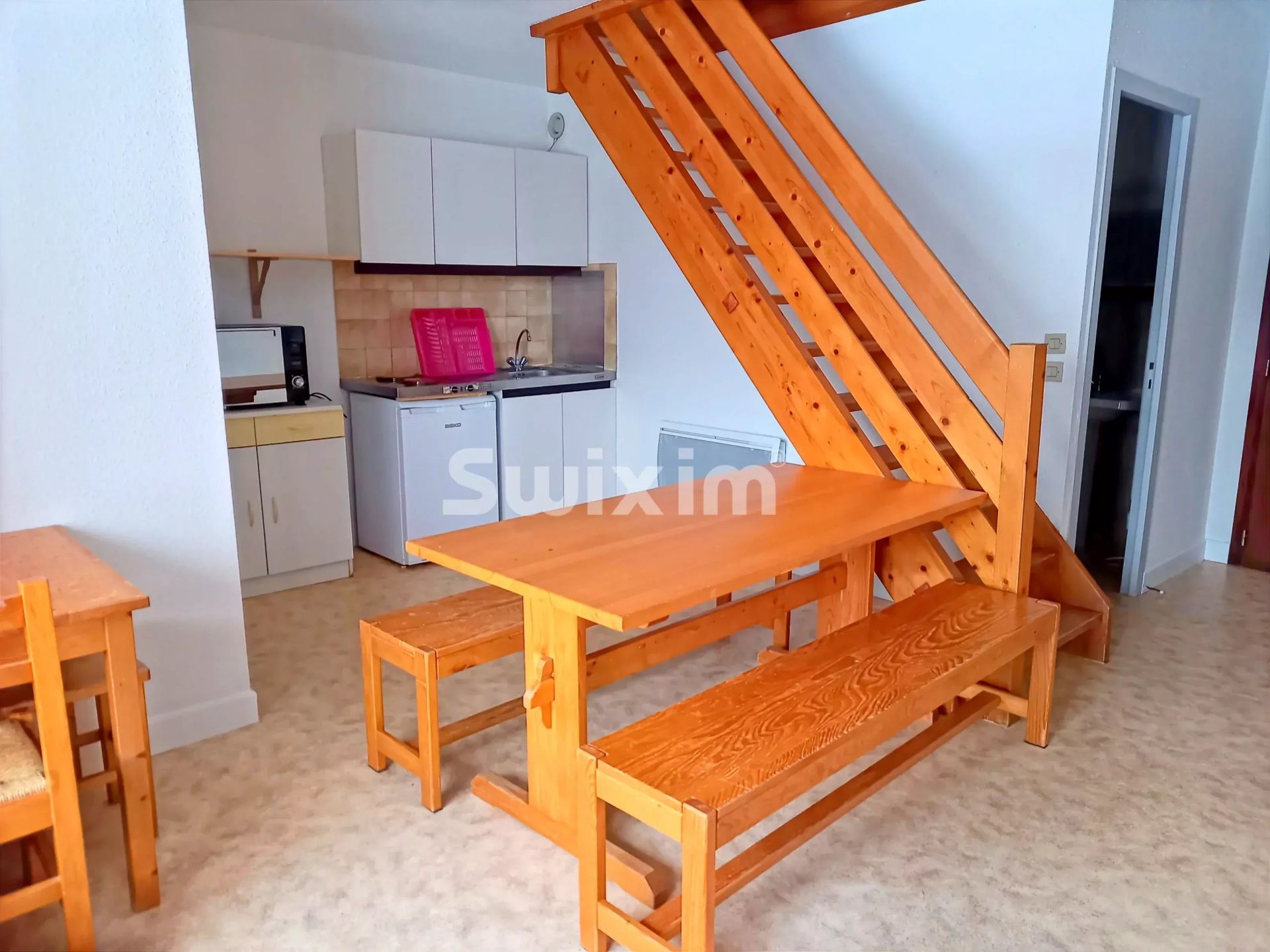 apartment 2 Rooms for rent on Bellefontaine (39400)