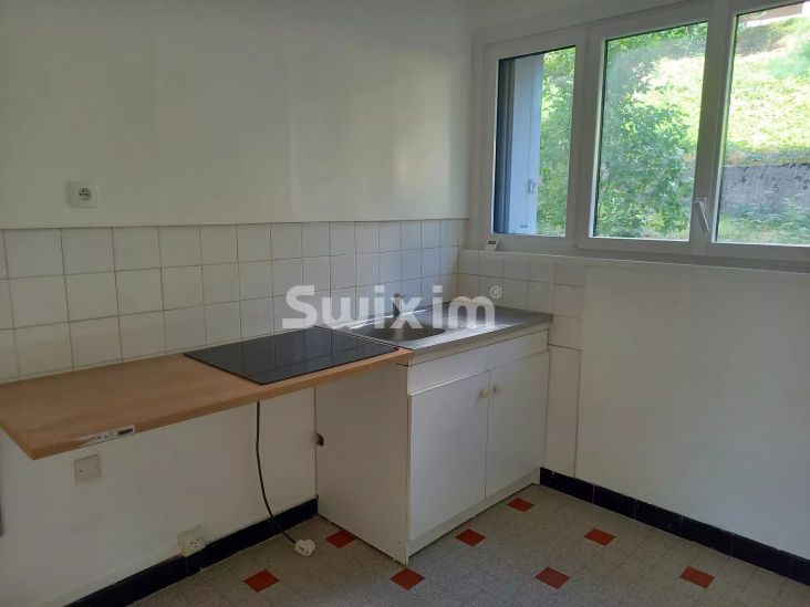 Rental Apartment Saint-Claude 3&nbsp;Rooms 56.33&nbsp;m²
