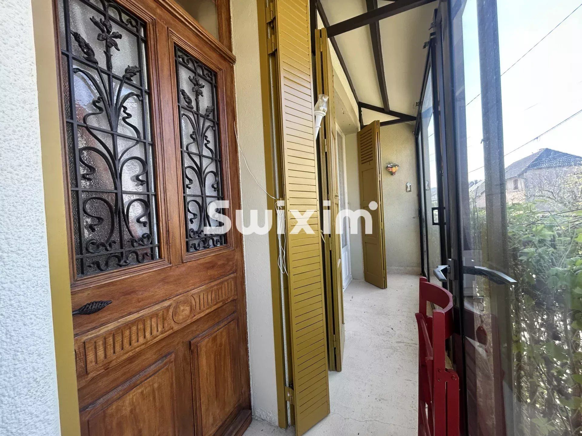 casa 6 Quartos para venda sobre Lons-le-Saunier (39000)