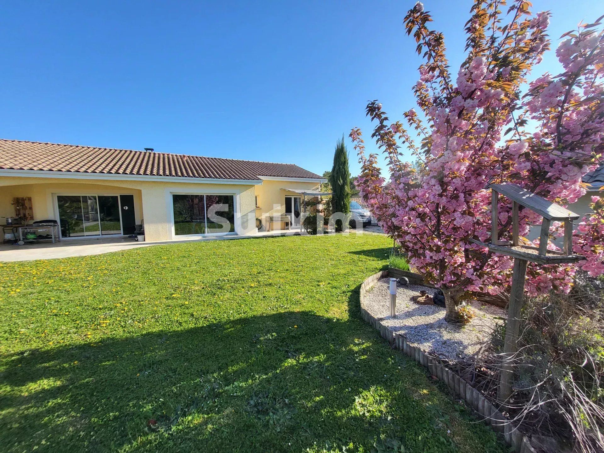 villa 8 Salas en venta en Charnay-lès-Mâcon (71850)