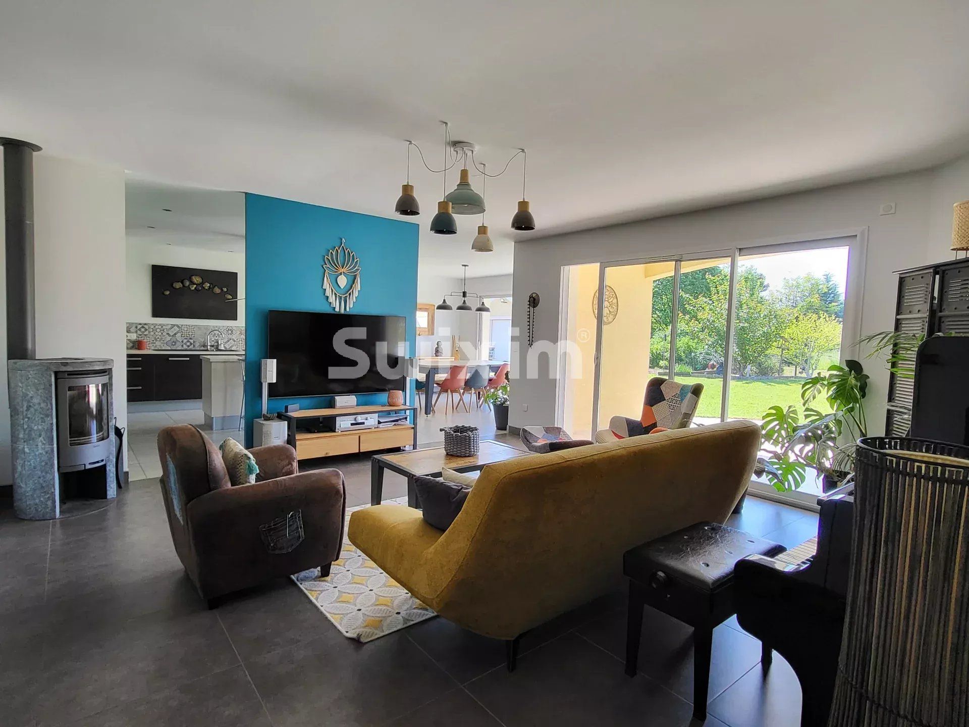 villa 8 Salas en venta en Charnay-lès-Mâcon (71850)
