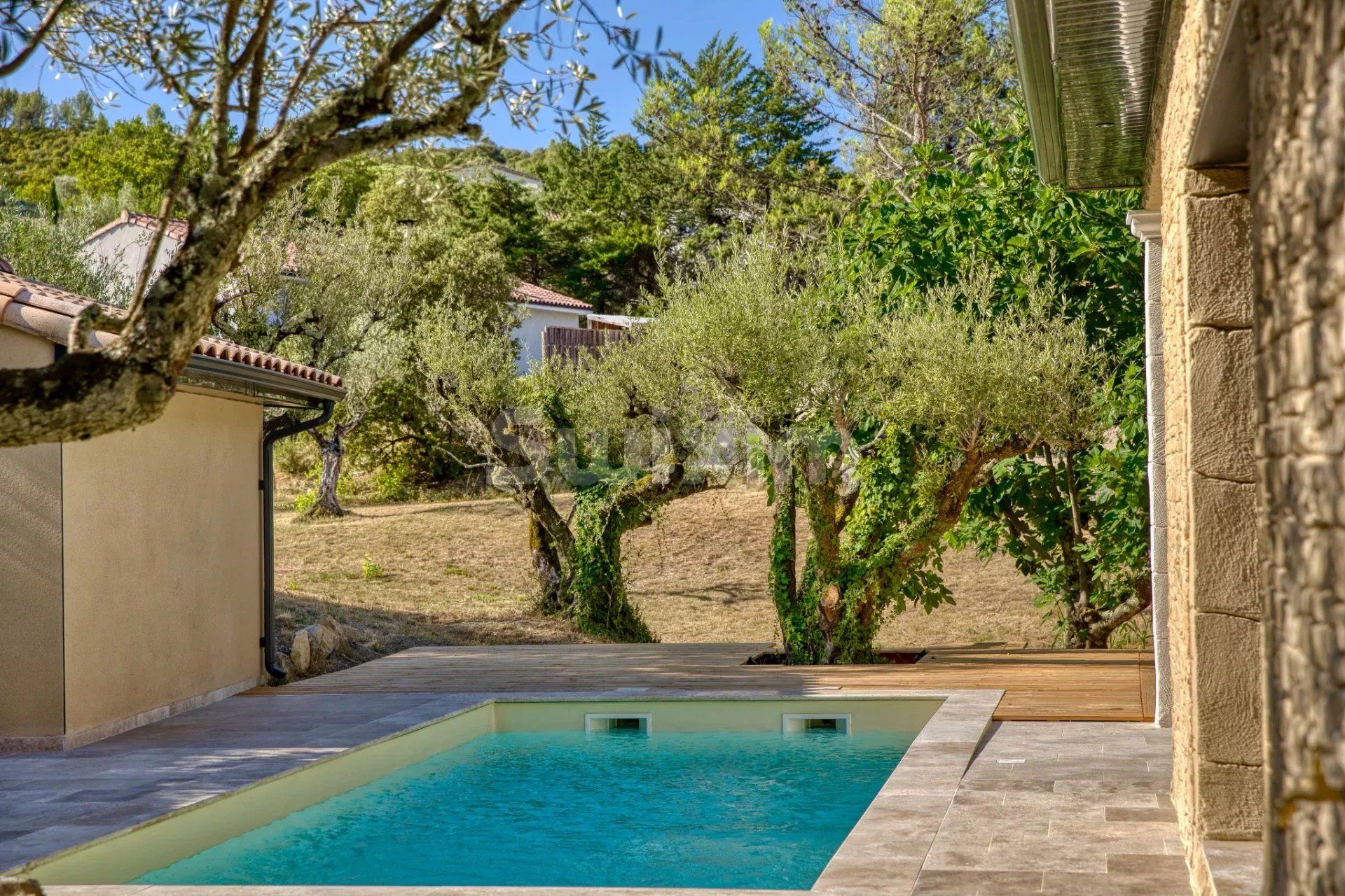 villa 4 Quartos para venda sobre Saint-Brès (30500)