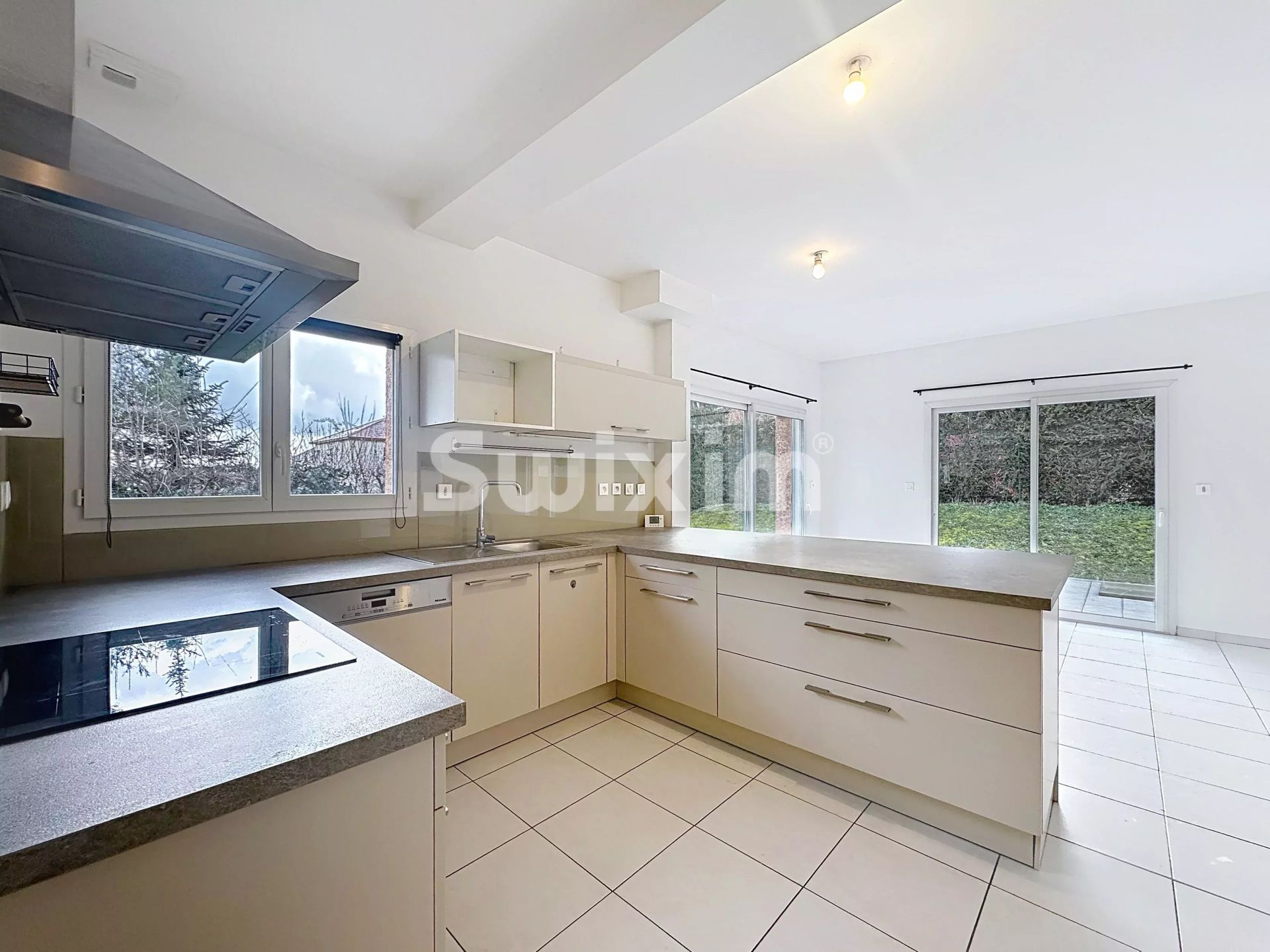 haus 5 Zimmer zur miete auf Gex (01170)