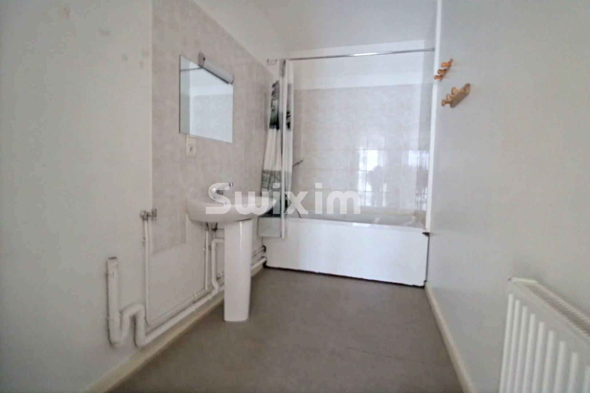immeuble 19 Pièces en vente sur Hauts de Bienne (39400)