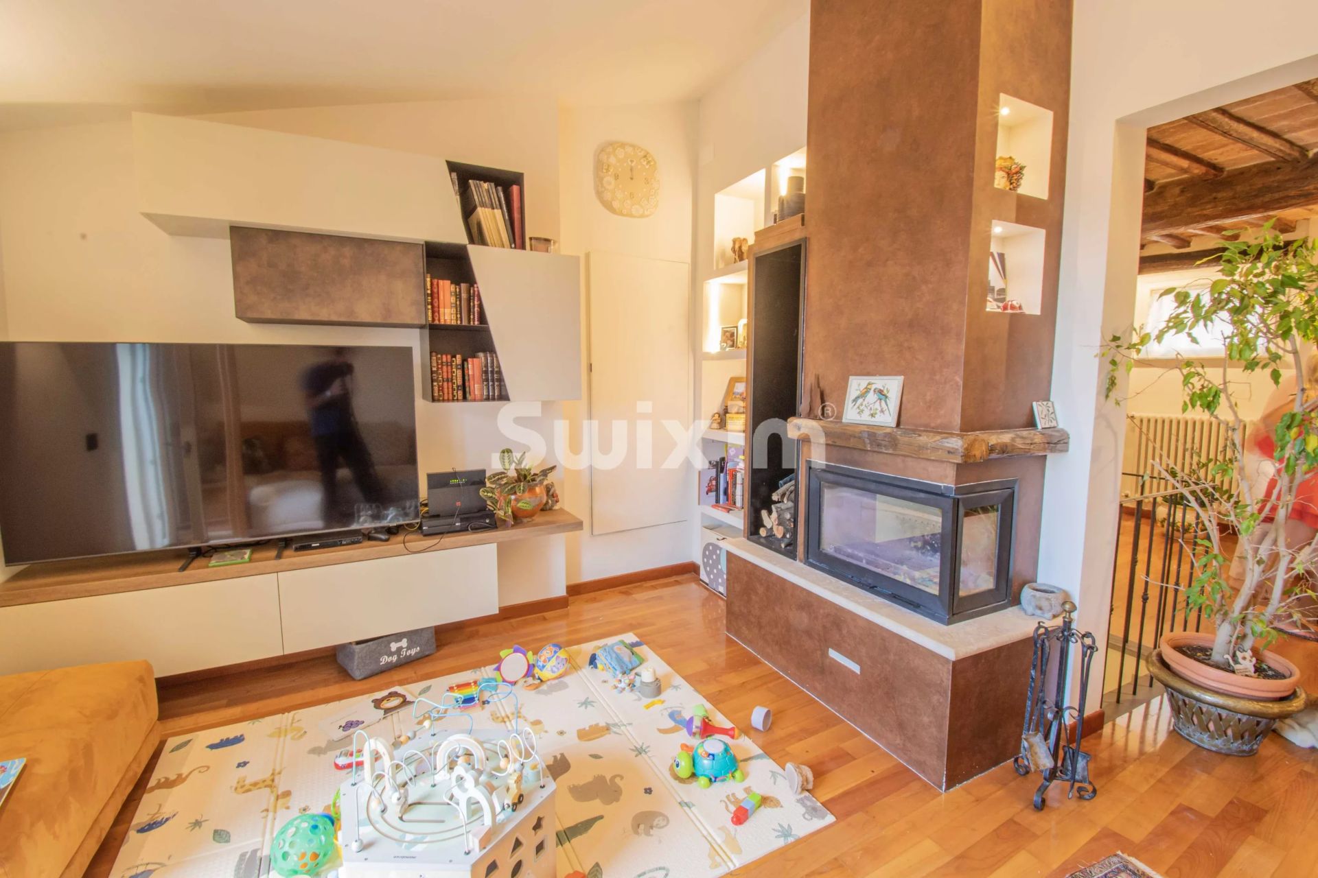 apartment 6 Rooms for sale on Siena (53100)
