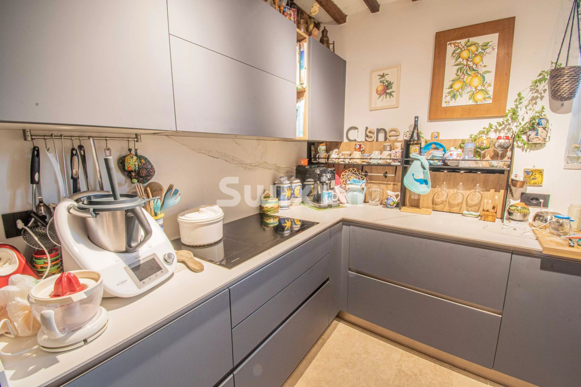 apartment 6 Rooms for sale on Siena (53100)