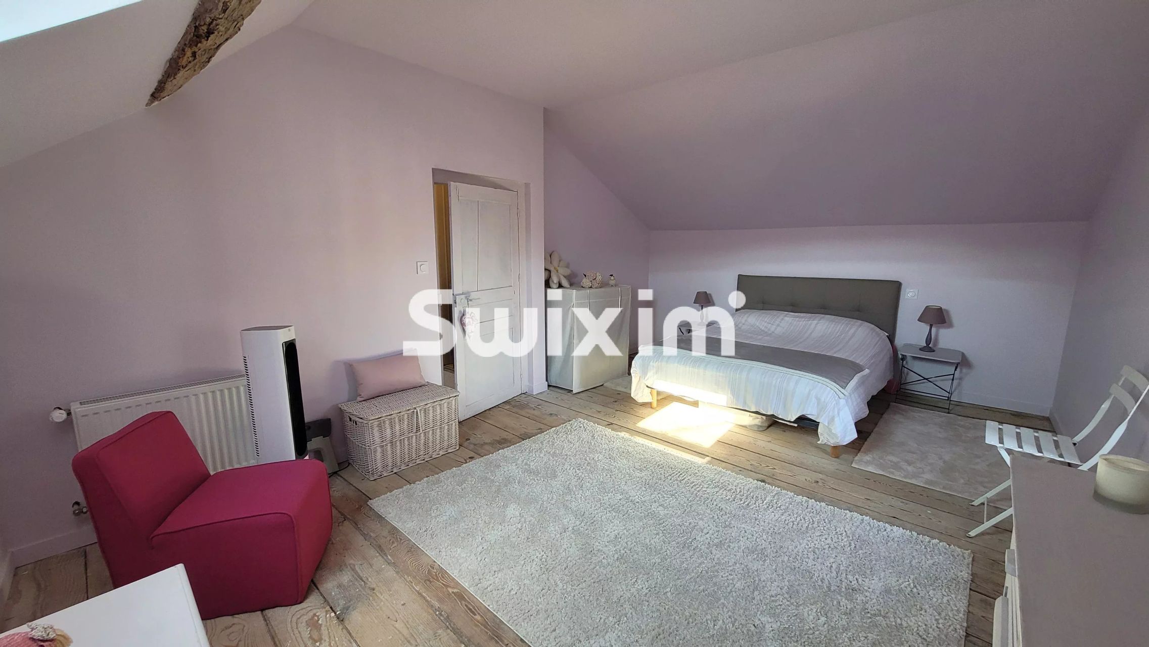 house 4 Rooms for sale on Lons-le-Saunier (39000)
