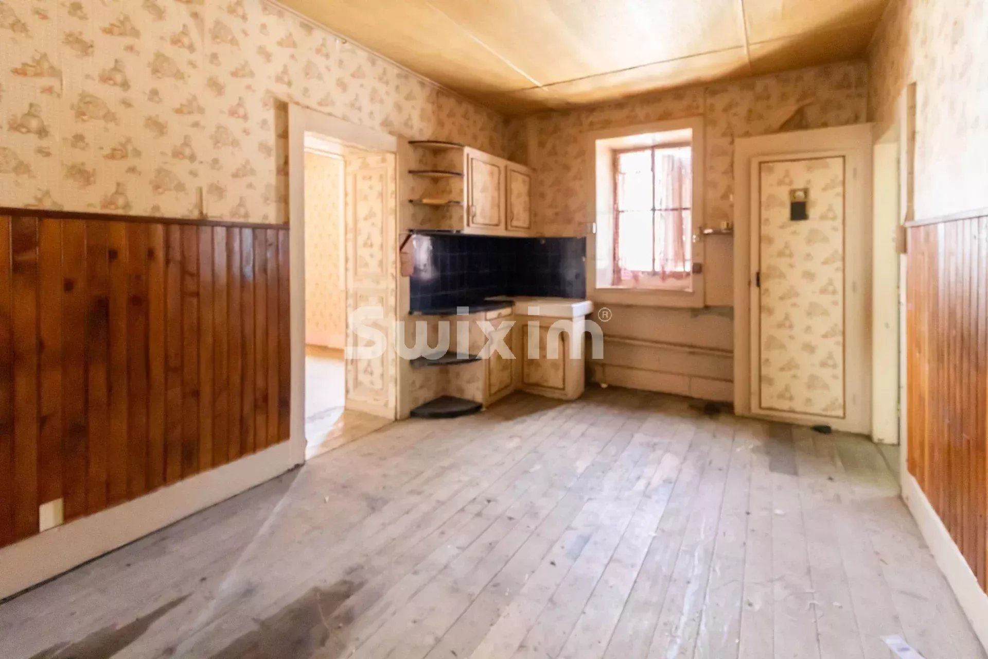 appartement 8 Pièces en vente sur Hauts de Bienne (39400)