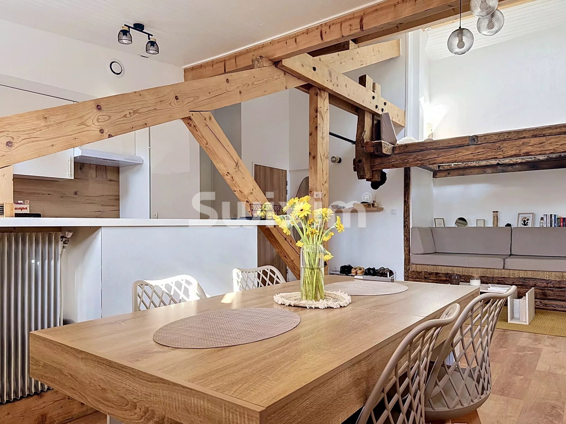 apartment 3 Rooms for sale on Prévessin-Moëns (01280)