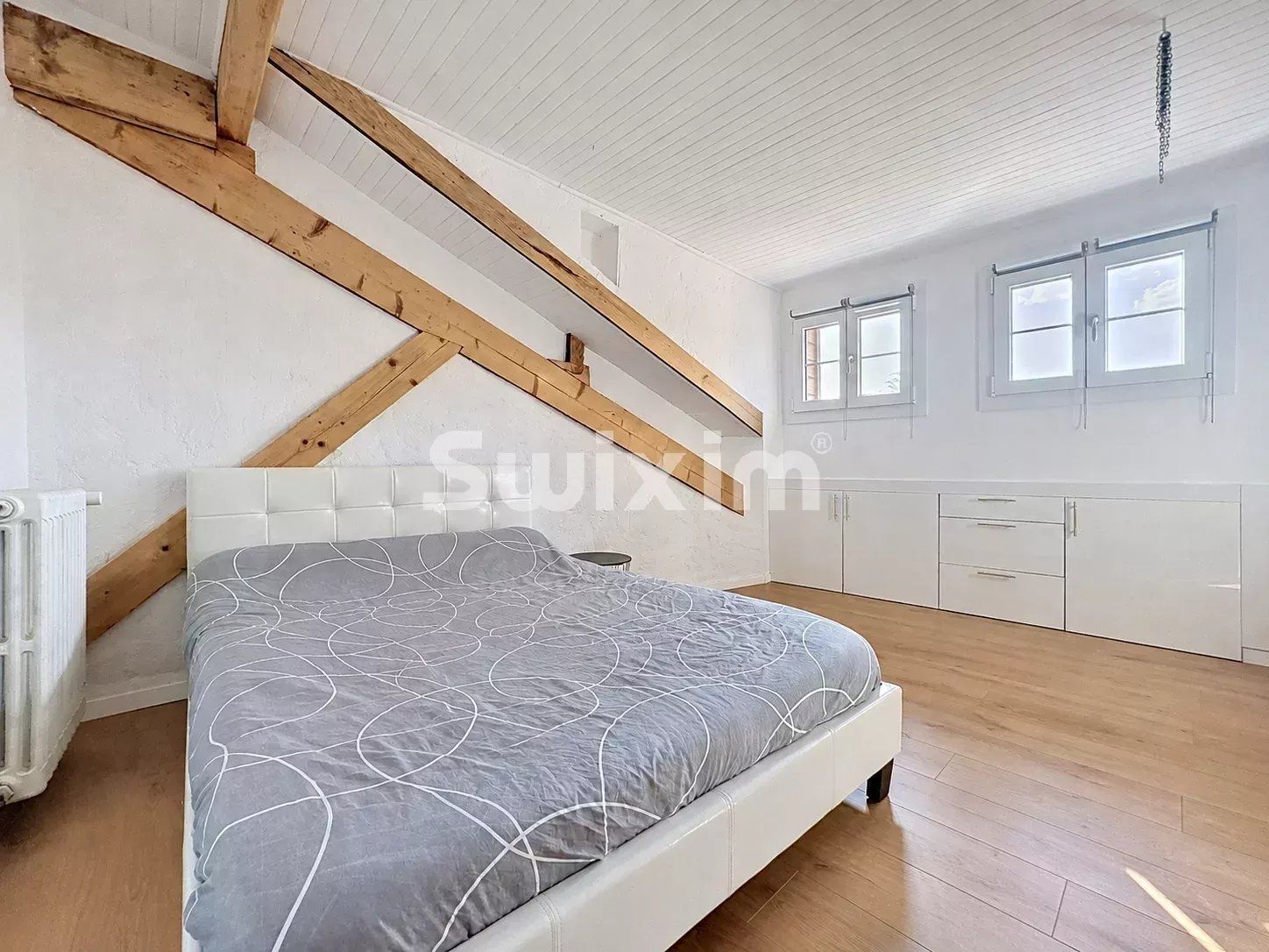apartment 3 Rooms for sale on Prévessin-Moëns (01280)