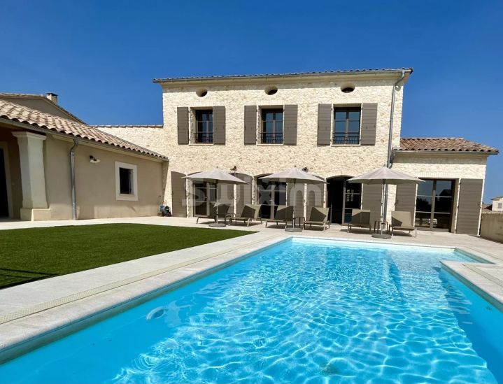 Vente Bastide Uzès 6&nbsp;Pièces 161&nbsp;m²