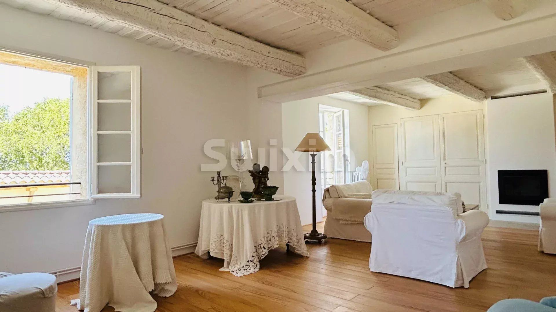 mas 8 Camere in vendita su Castillon-du-Gard (30210)