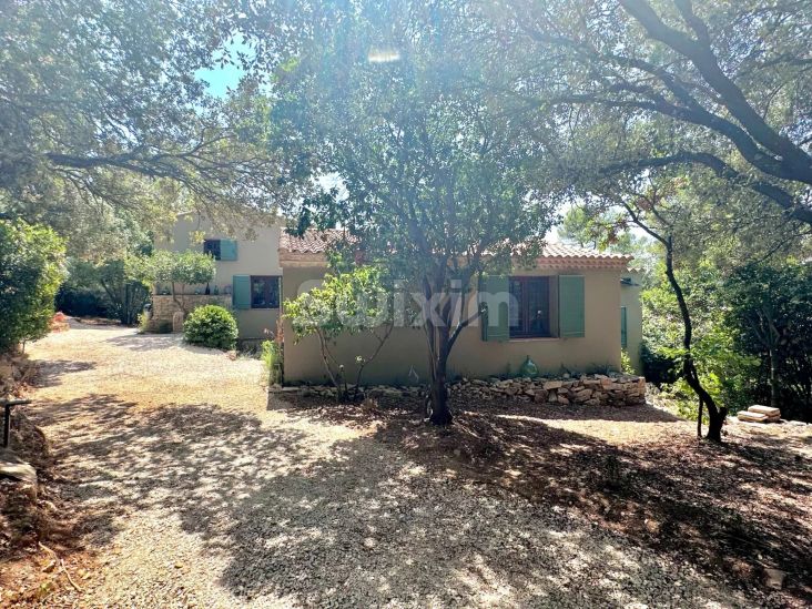 Vente Maison Nîmes 4&nbsp;Pièces 202&nbsp;m²