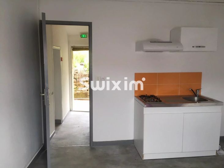 Sale Building Lons-le-Saunier 10&nbsp;Rooms 178&nbsp;m²