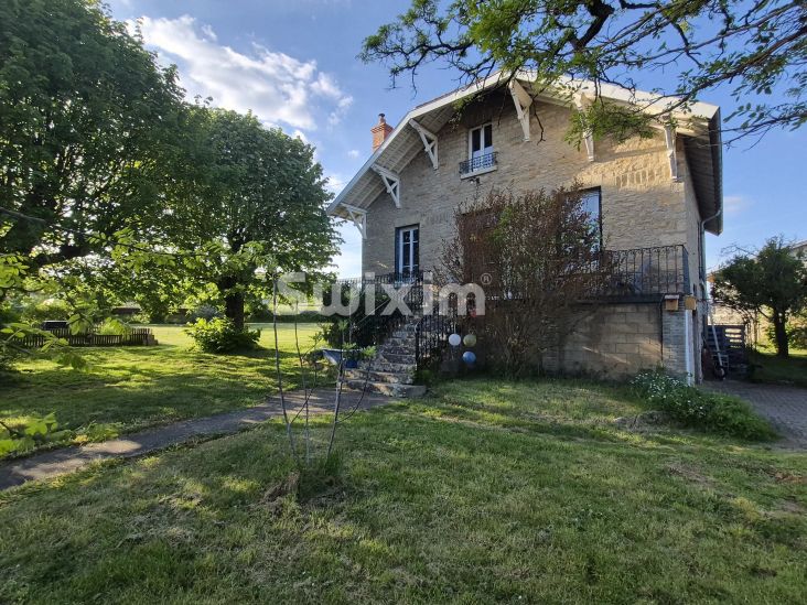 Venta Casa Bussières 6&nbsp;Salas 116.6&nbsp;m²