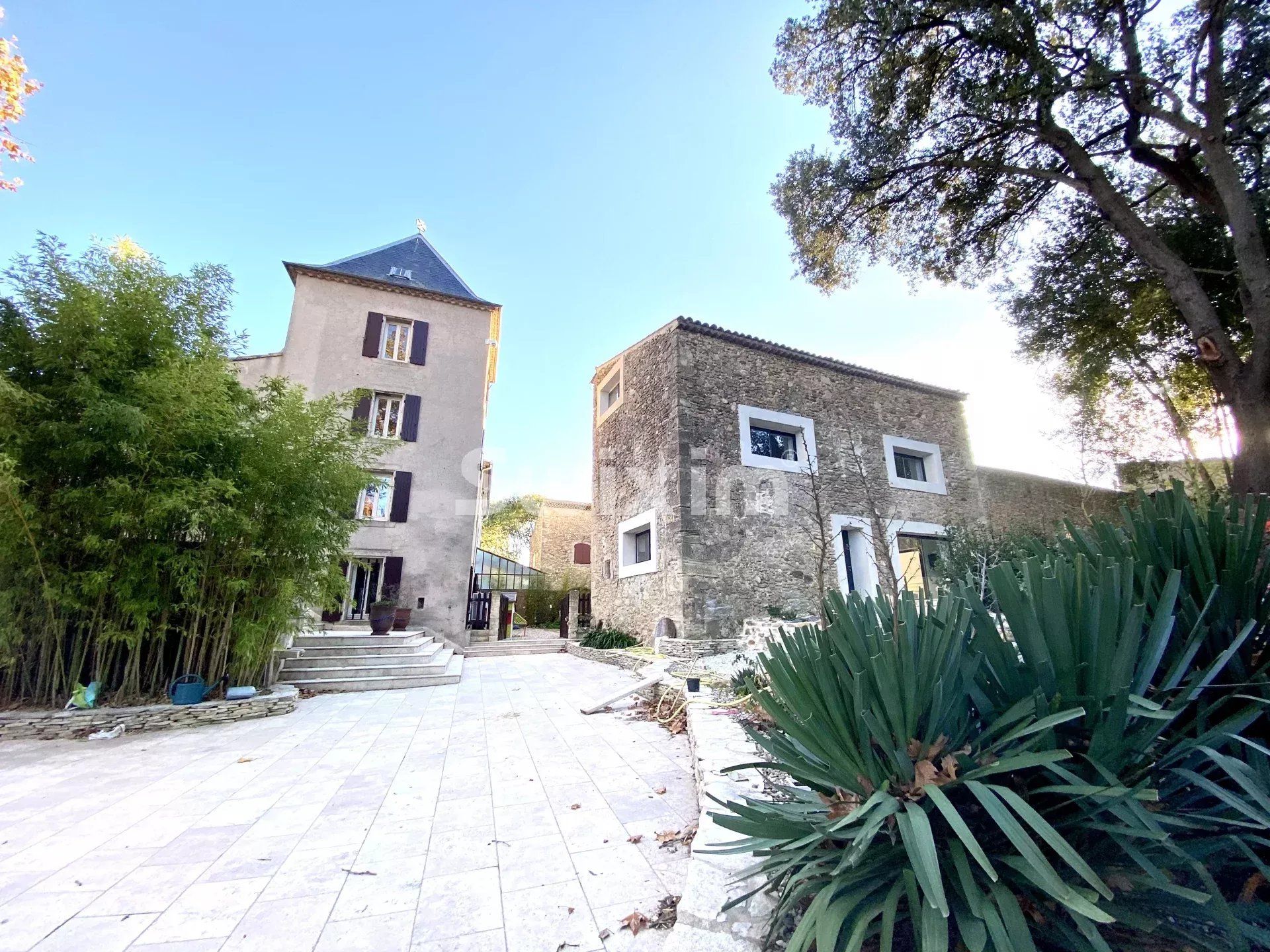 propiedad 11 Salas en venta en Pézenas (34120)