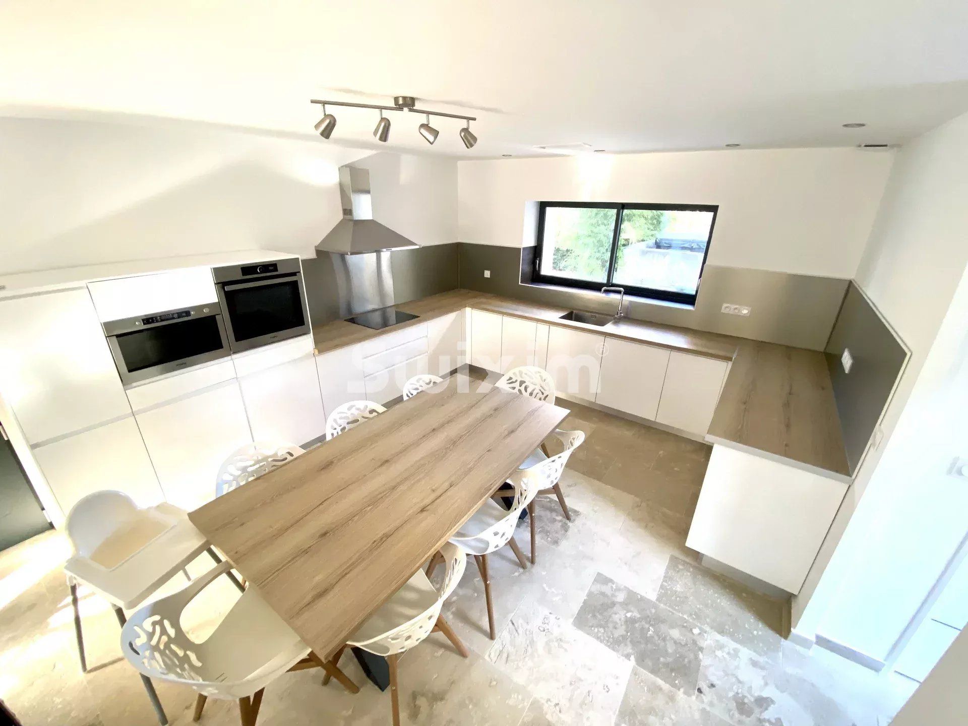 propiedad 11 Salas en venta en Pézenas (34120)