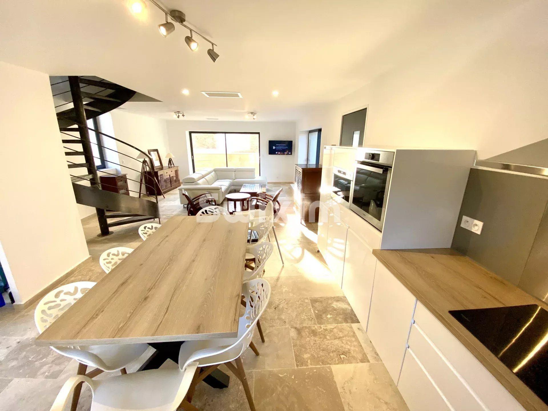 propiedad 11 Salas en venta en Pézenas (34120)