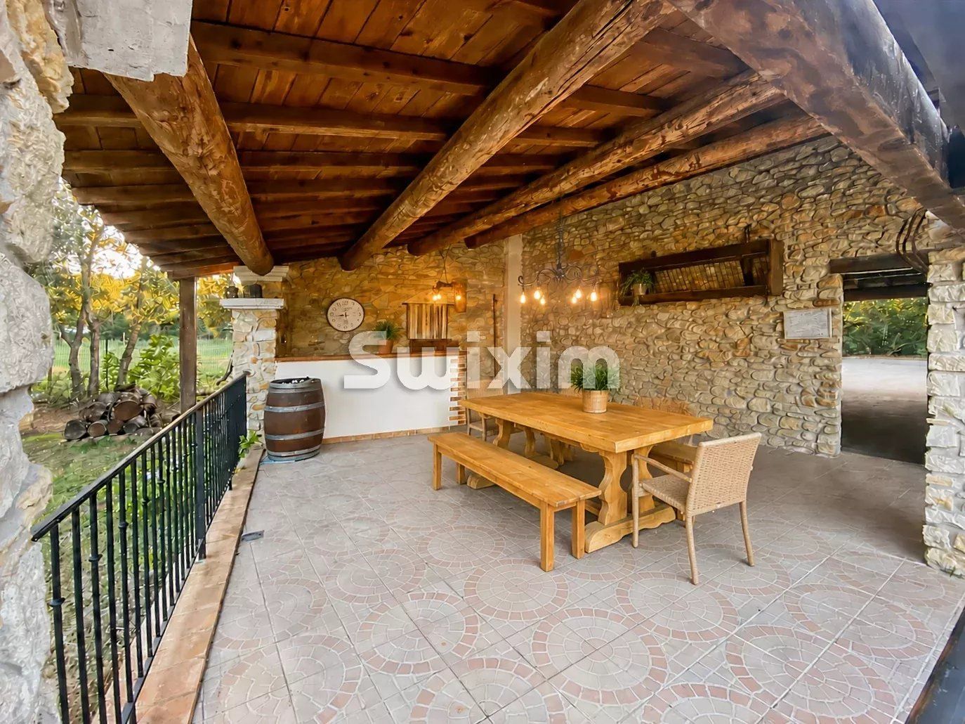 casa 7 Salas en venta en Mornas (84550)
