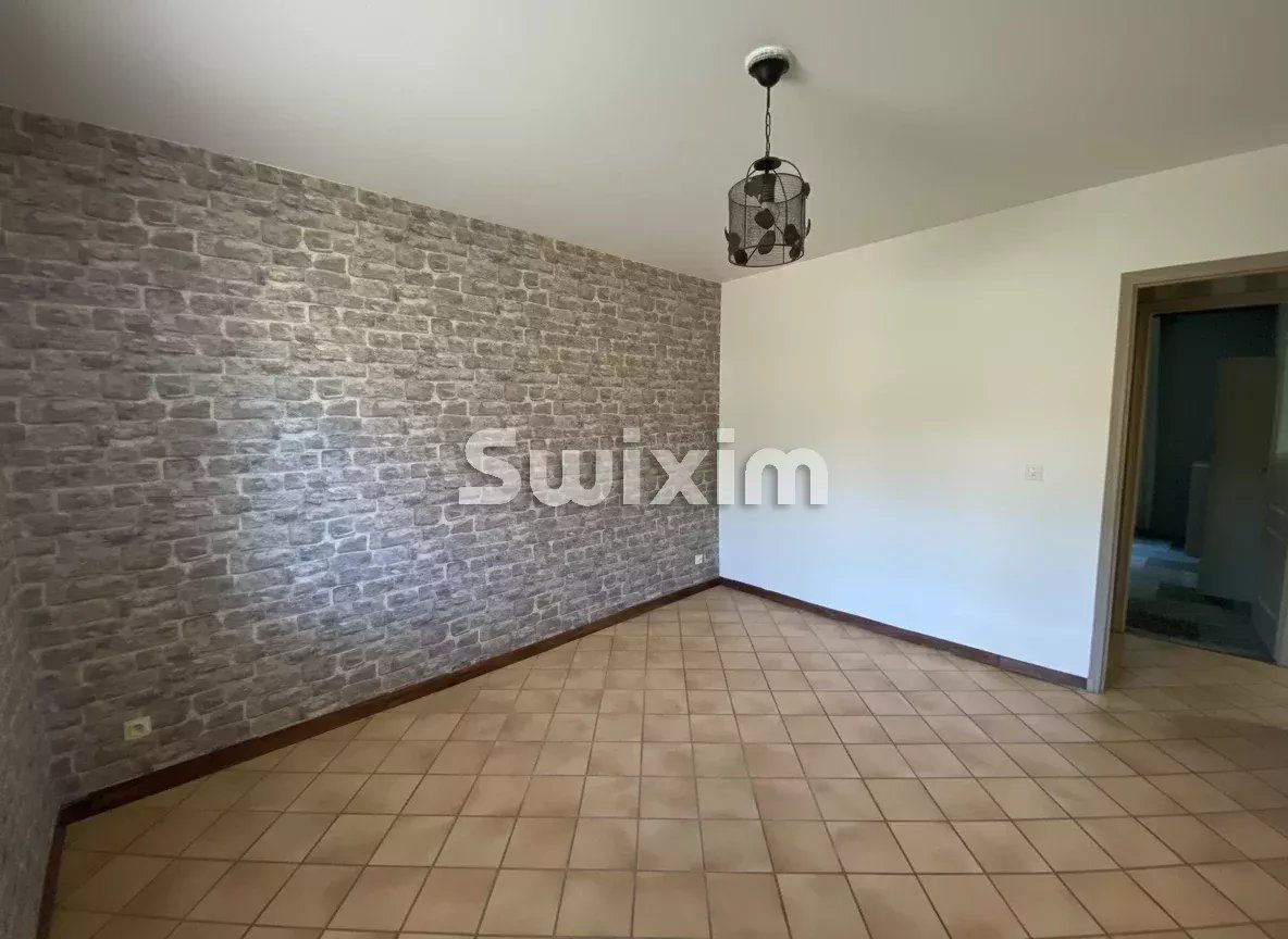 casa 7 Salas en venta en Mornas (84550)