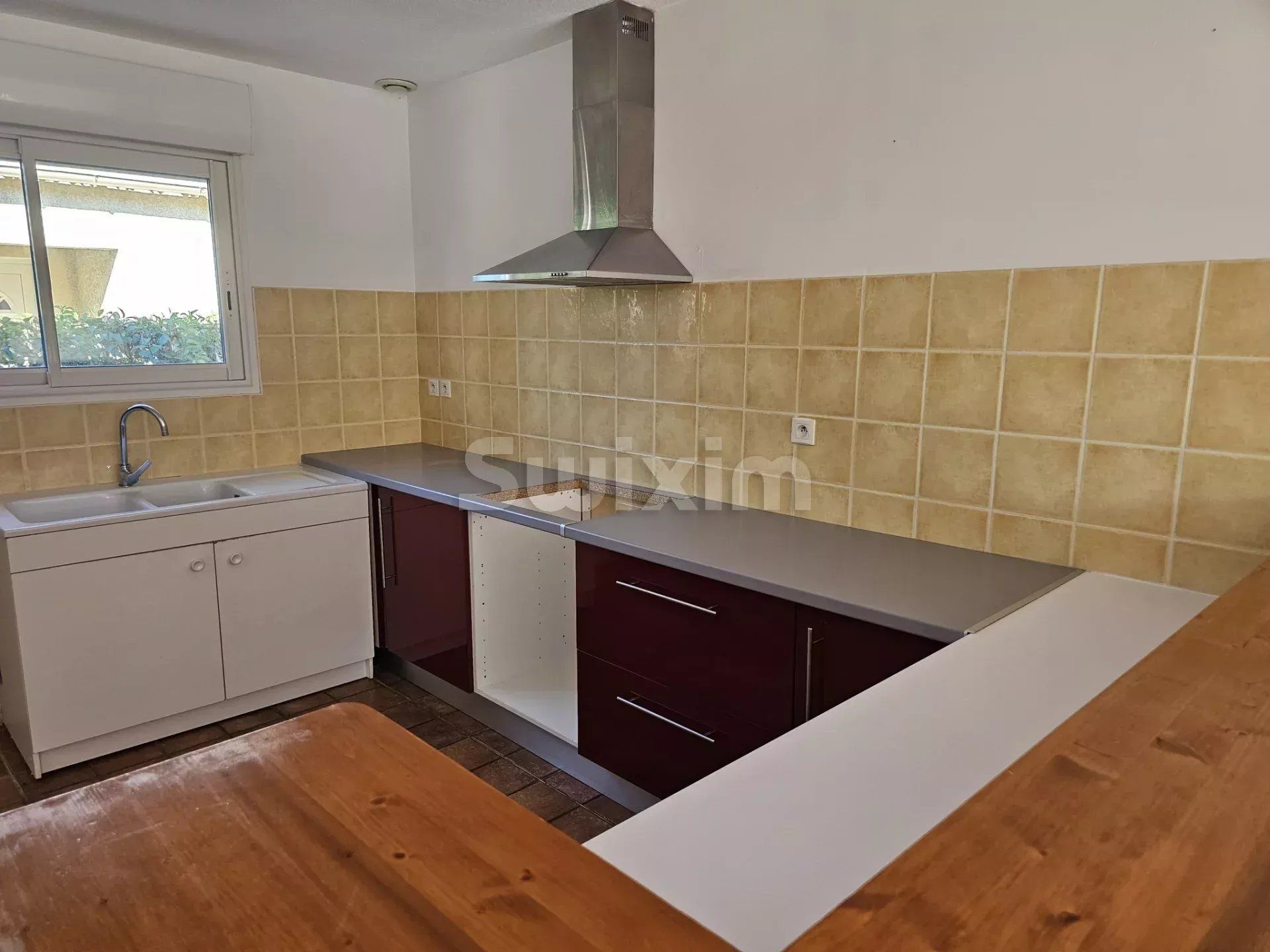 villa 4 Rooms for sale on Vézénobres (30360)
