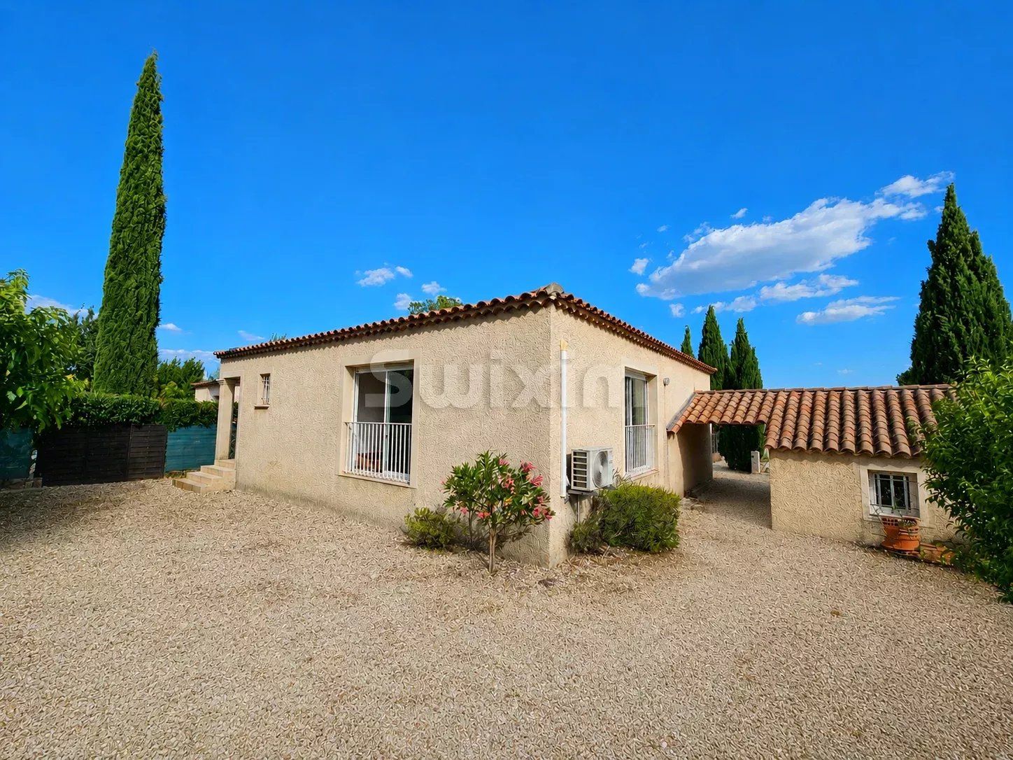 villa 4 Rooms for sale on Vézénobres (30360)