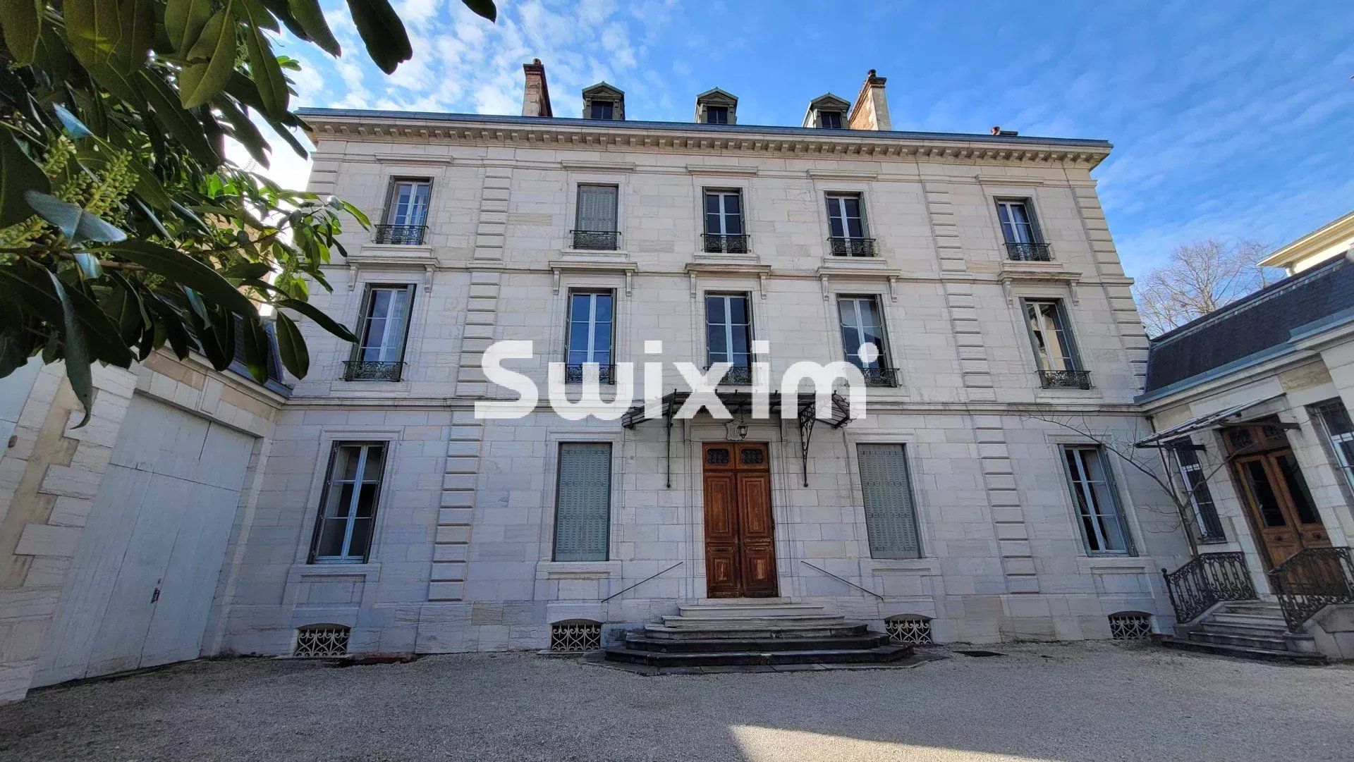 apartamento 5 Quartos para venda sobre Lons-le-Saunier (39000)