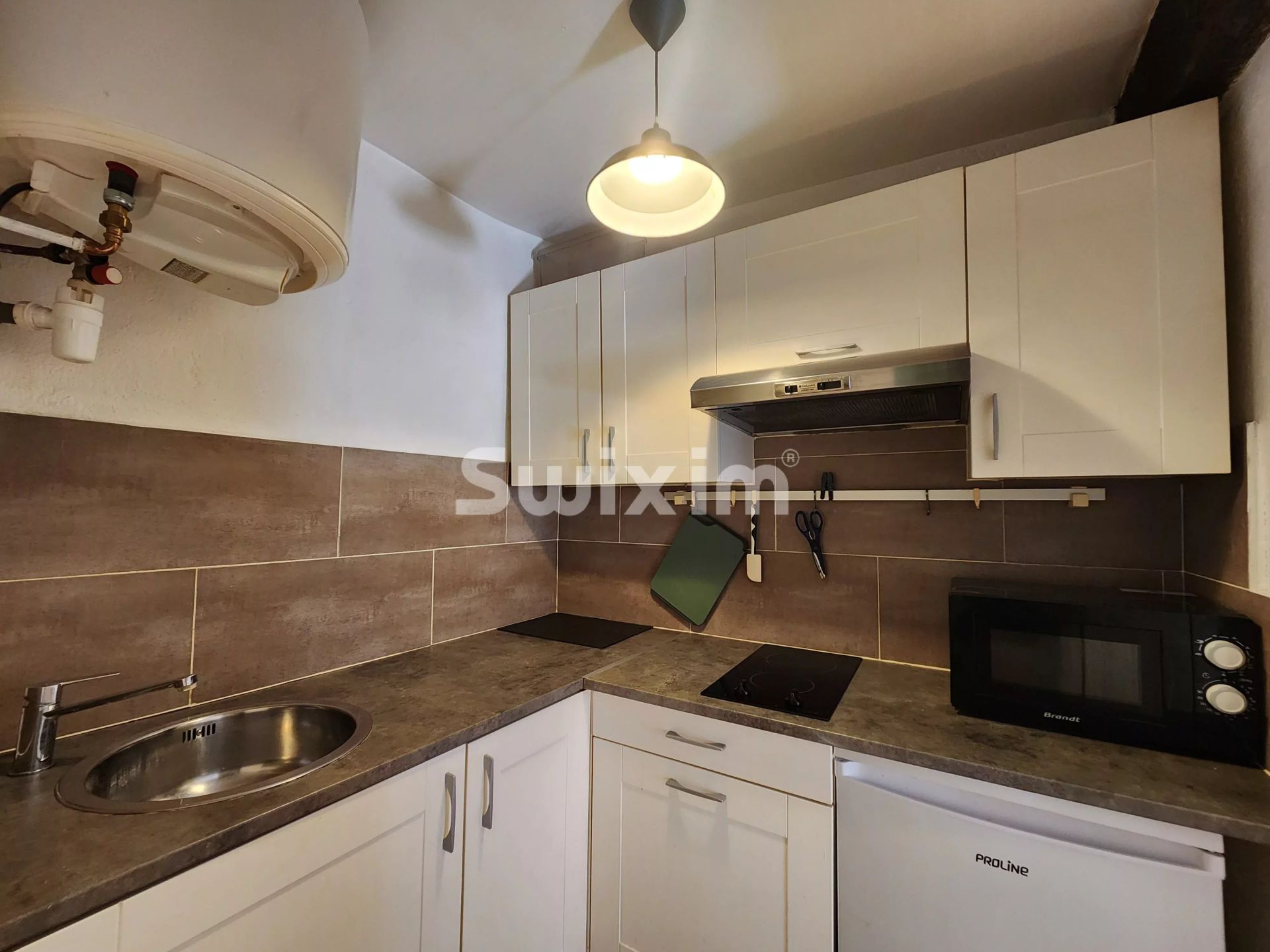 apartment 1 room for sale on Les Arcs (83460)