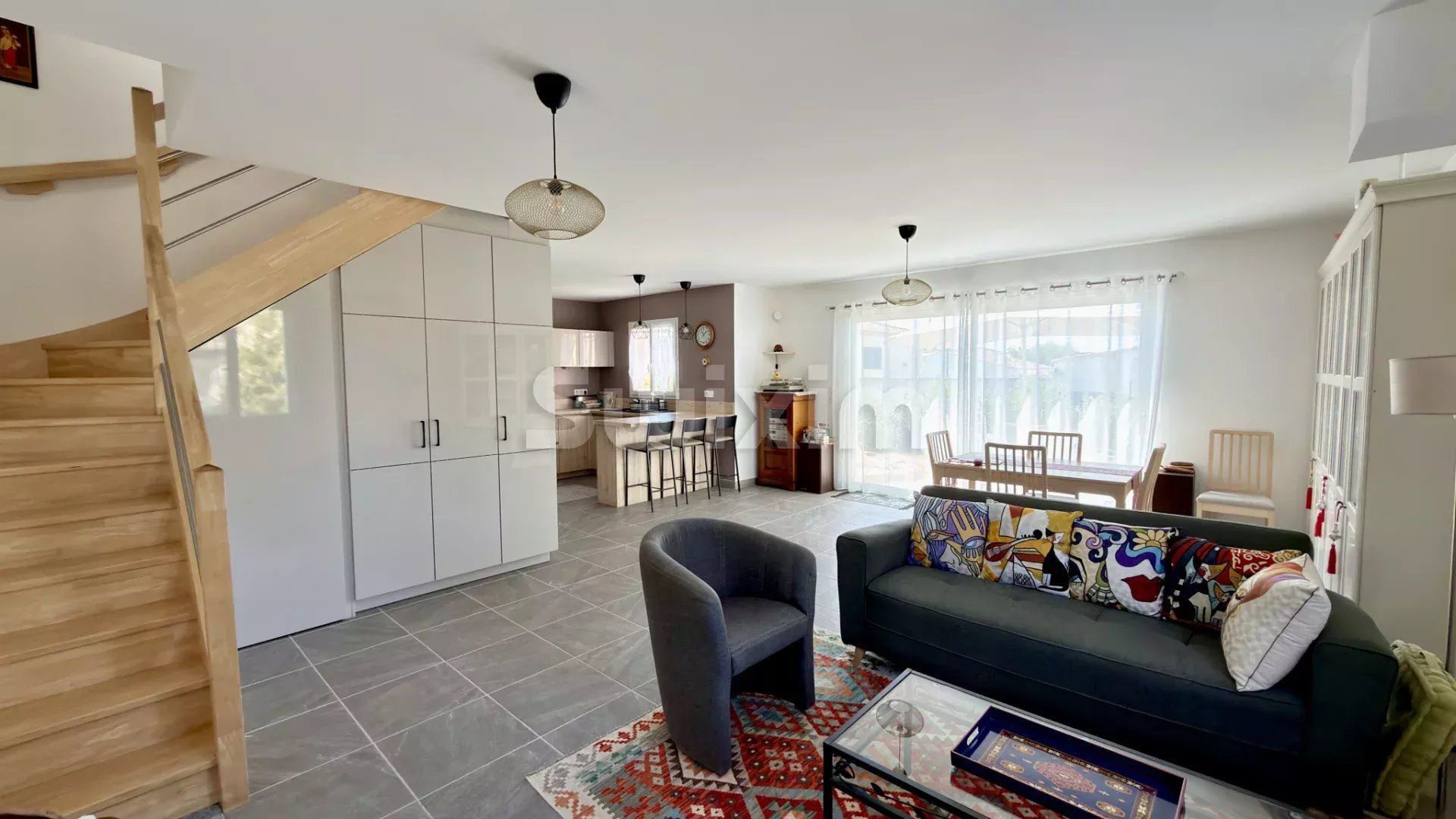 villa 4 Camere in vendita su Théziers (30390)