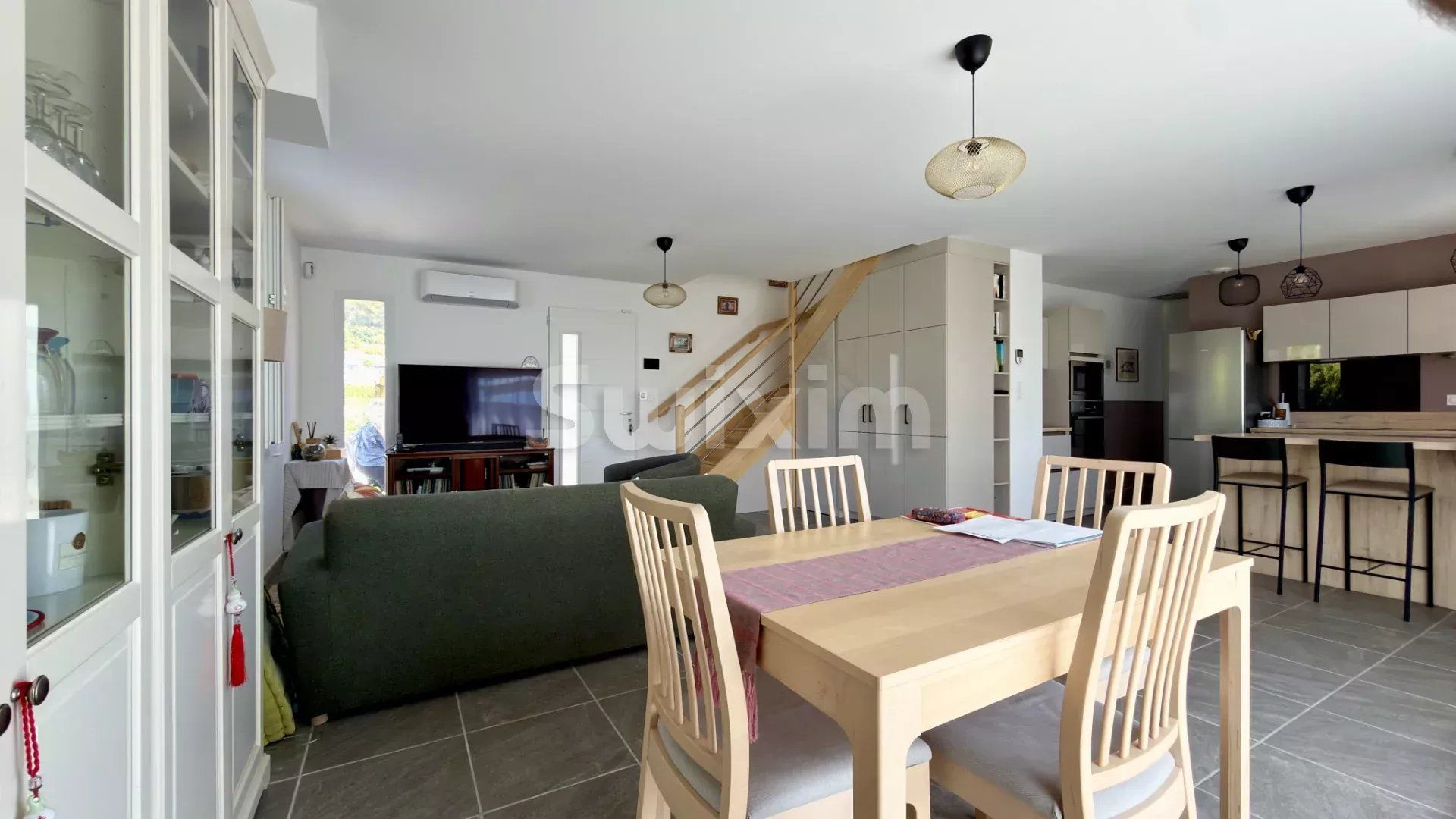 villa 4 Camere in vendita su Théziers (30390)