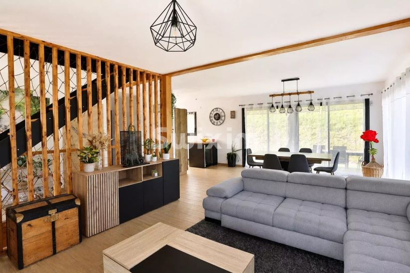 Venda Casa Chilly 4&nbsp;Quartos 126&nbsp;m²