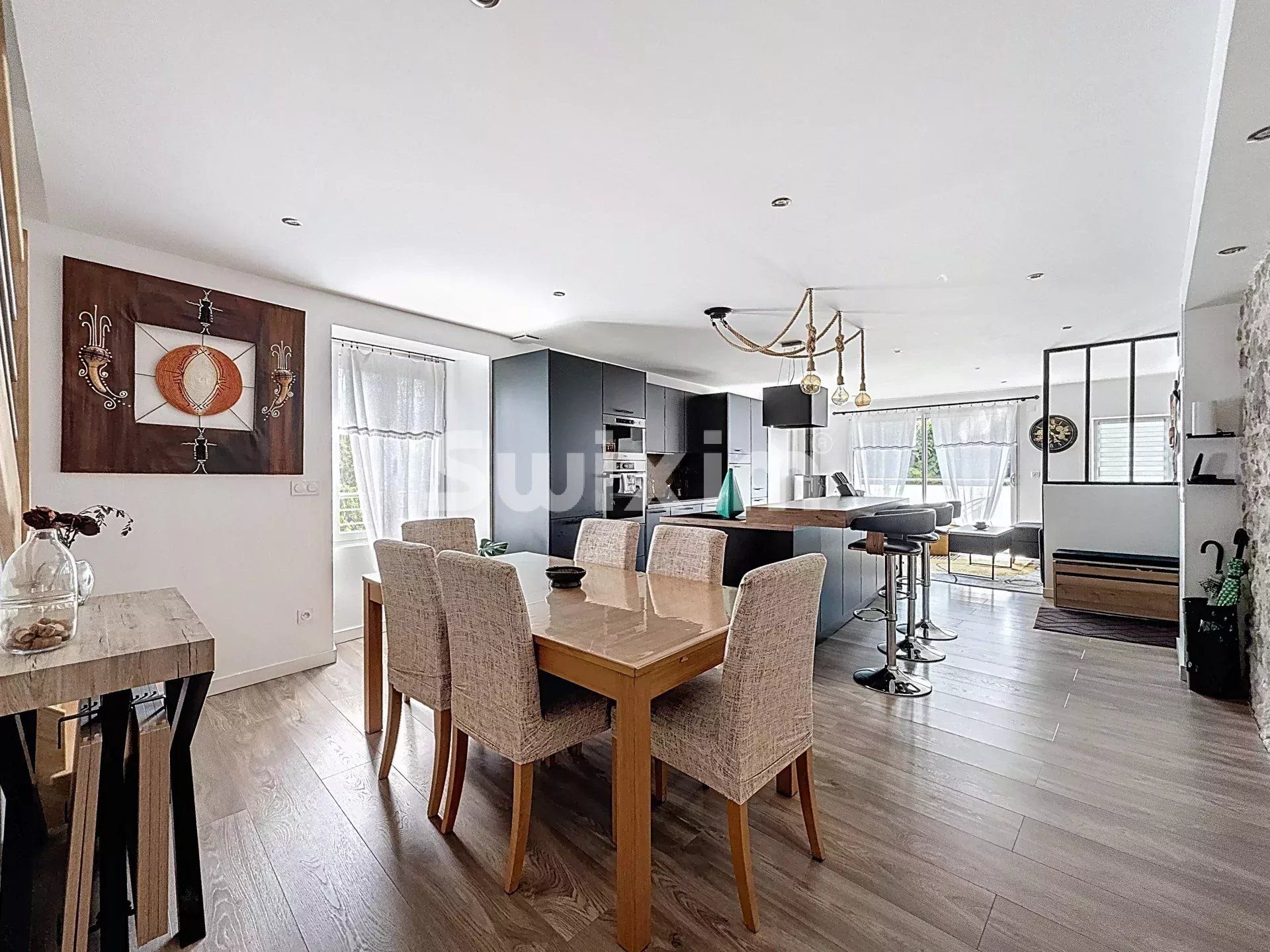 appartamento 6 Camere in vendita su Divonne-les-Bains (01220)