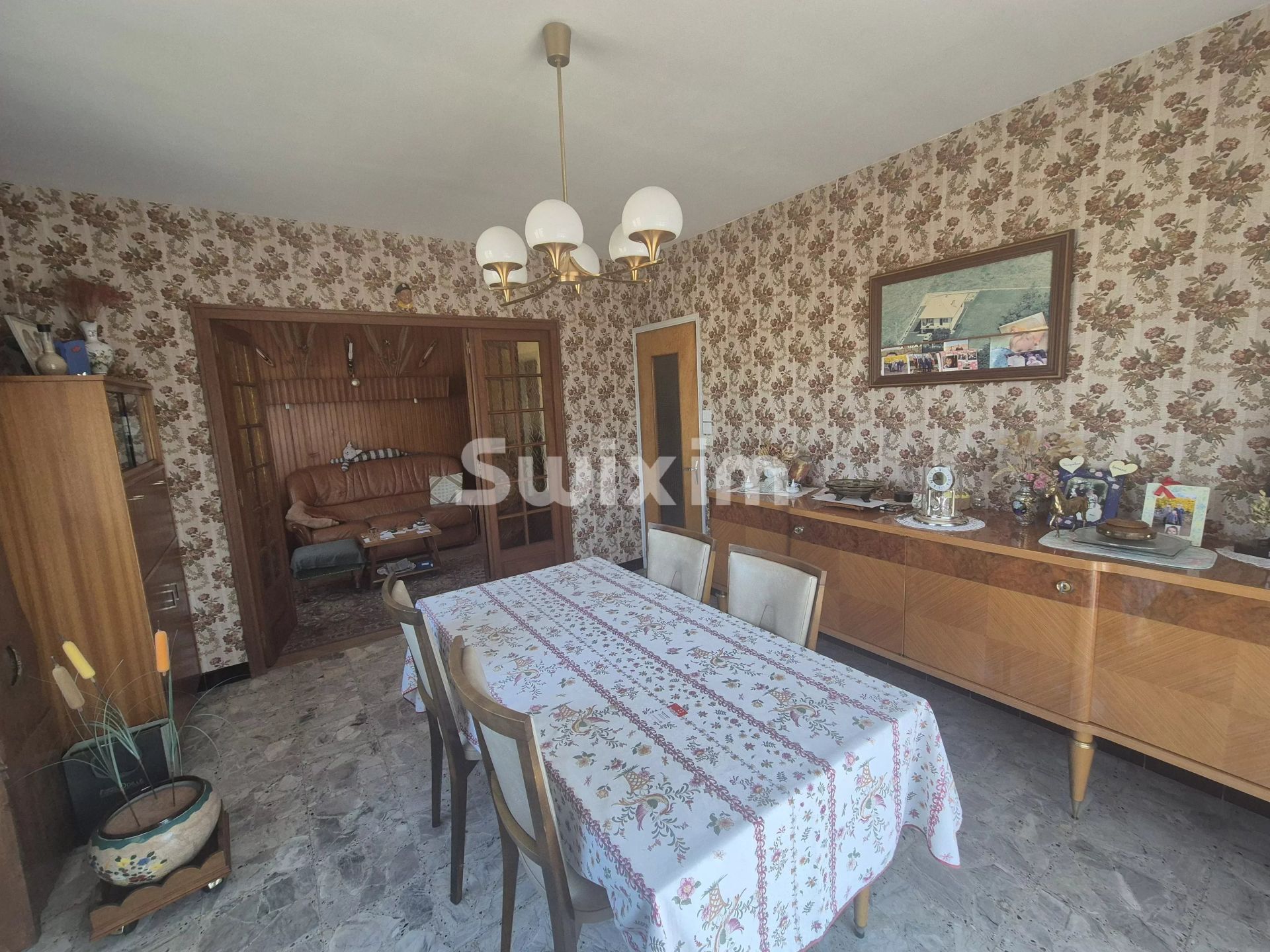 house 6 Rooms for sale on Orchamps (39700)