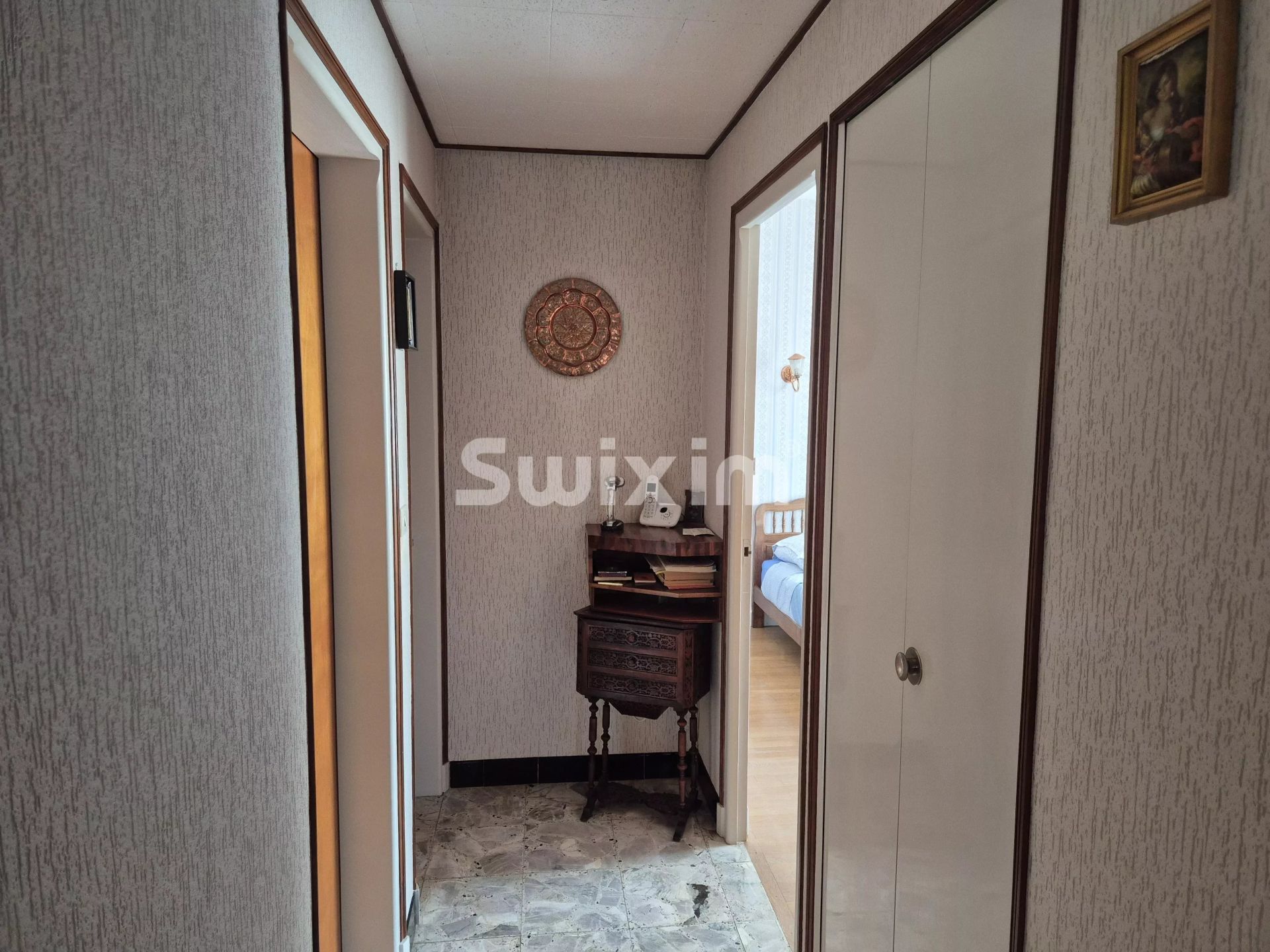 house 6 Rooms for sale on Orchamps (39700)