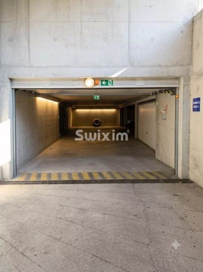 Sale Garage Cavalaire-sur-Mer 1&nbsp;room 26&nbsp;m²